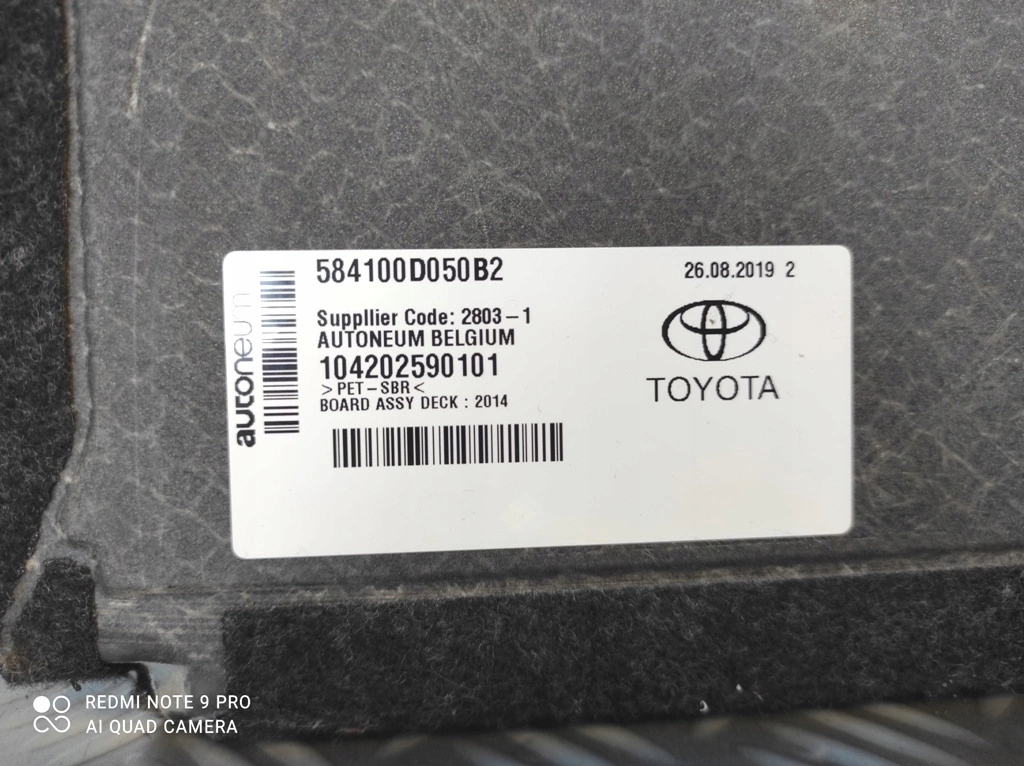 WYKŁADZINA PODŁOGA MATA BAGAŻNIKA TOYOTA YARIS III 3 LIFT 5D 58410-0D050 Numer katalogowy producenta 58410-0D050