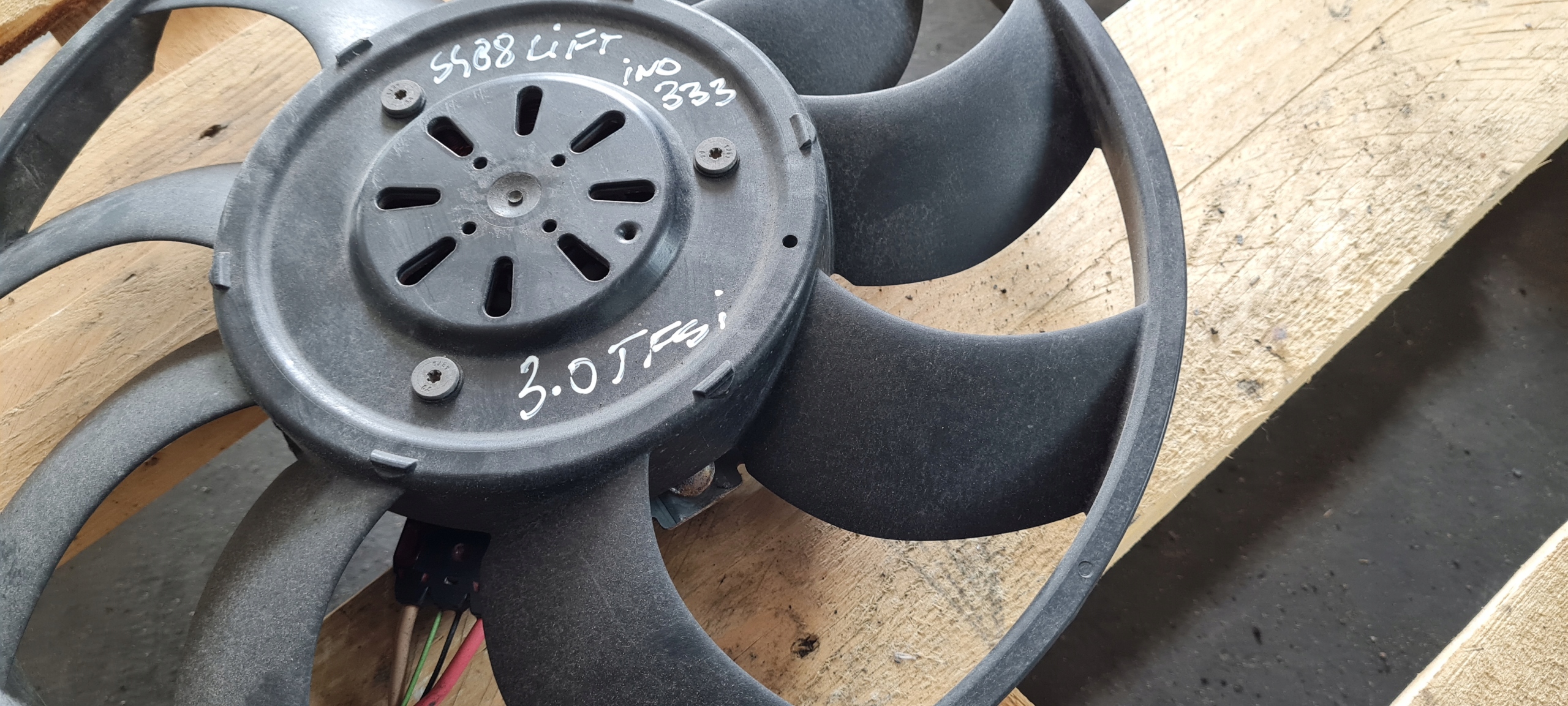 S4 B8 LIFT A4 radiator fan module 4H0959455AE A5 S5 8T A6 C7 4G A7