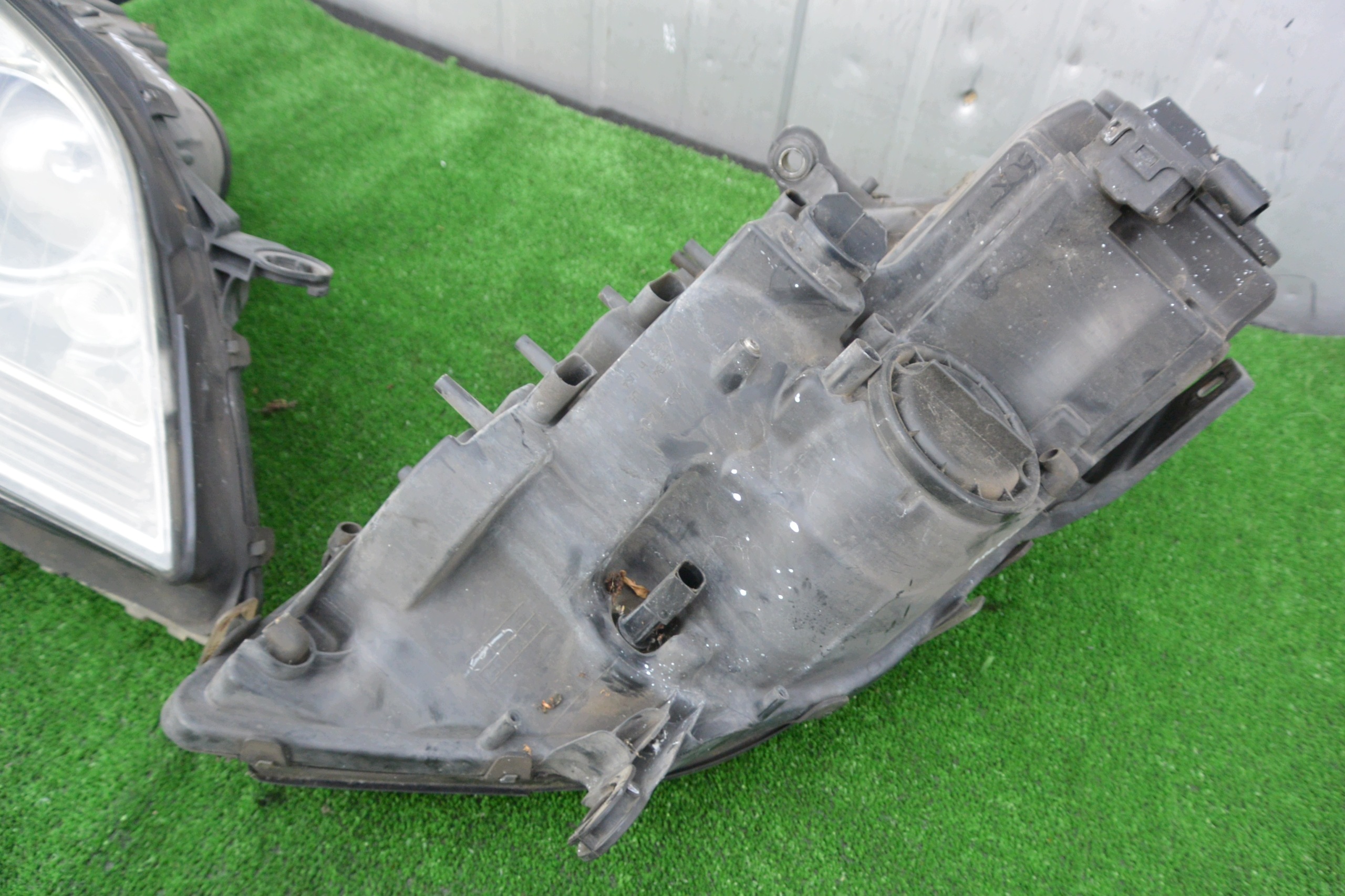 MERCEDES-BENZ ML 164 W164 05-09 REFLEKTOR light left right front UK KPL H7