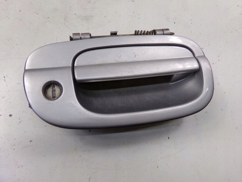 DAEWOO LEGANZA KLAMKA ZEWNĘTRZNA PRAWA PRZÓD Strona zabudowy przednie prawe