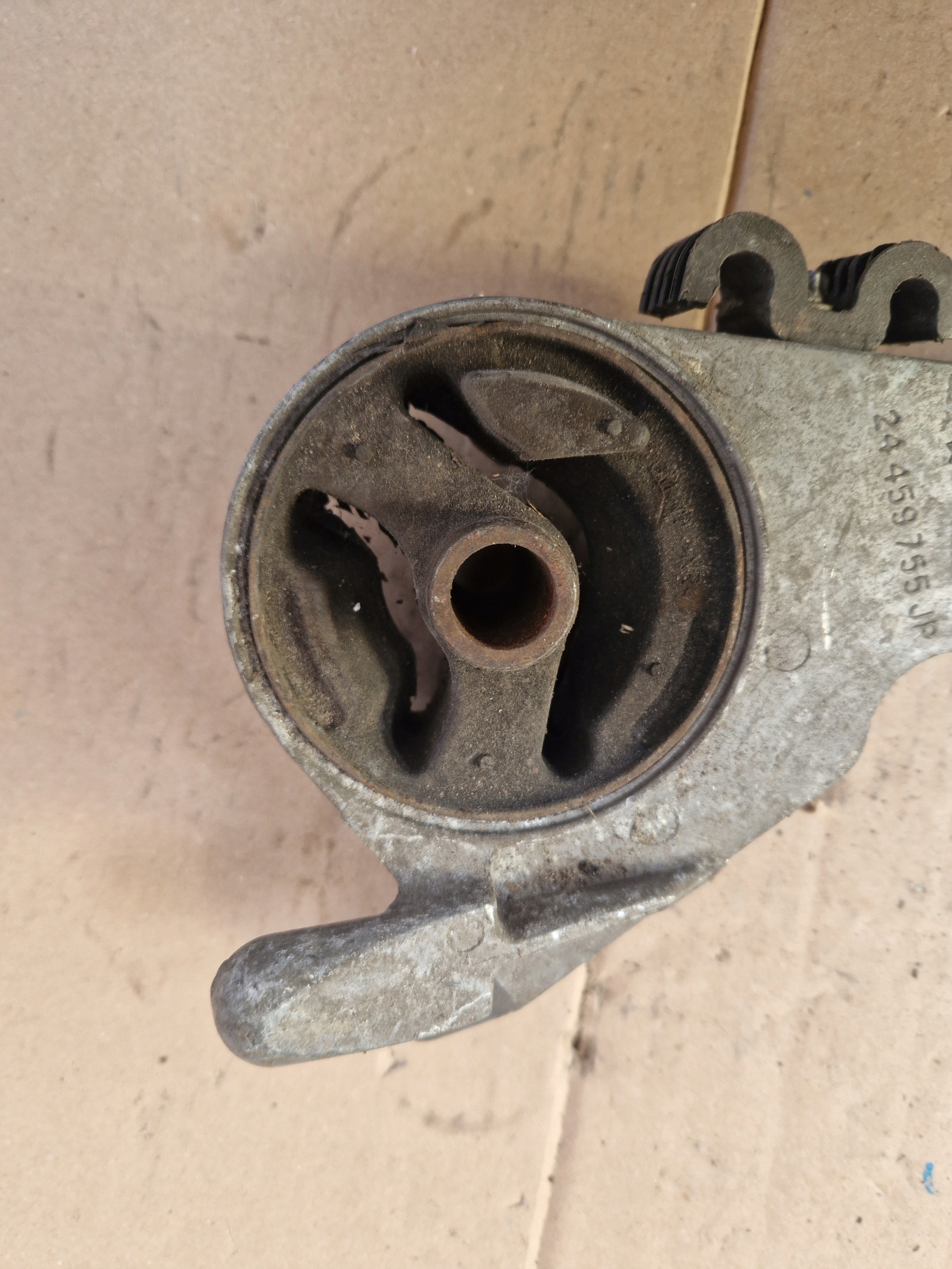 holder gearbox mounting ASTRA H 1.9 CDTI 04-14 24459755 JP