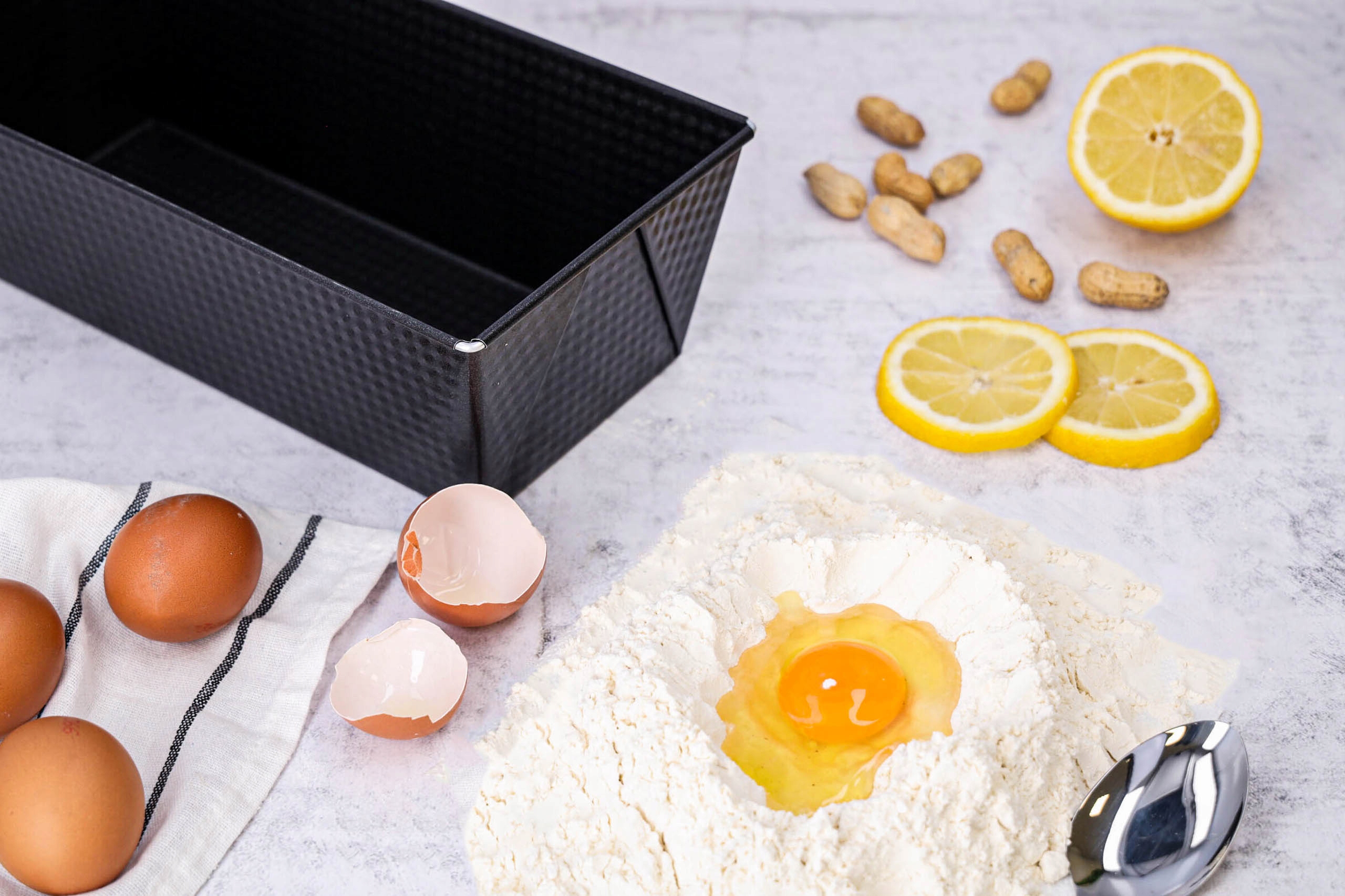 BLACHA DO PIECZENIA FORMA DO CHLEBA KEKSÓWKA 30x14,5x10 CM CZARNA DO CIAST Wysokość produktu 10 cm