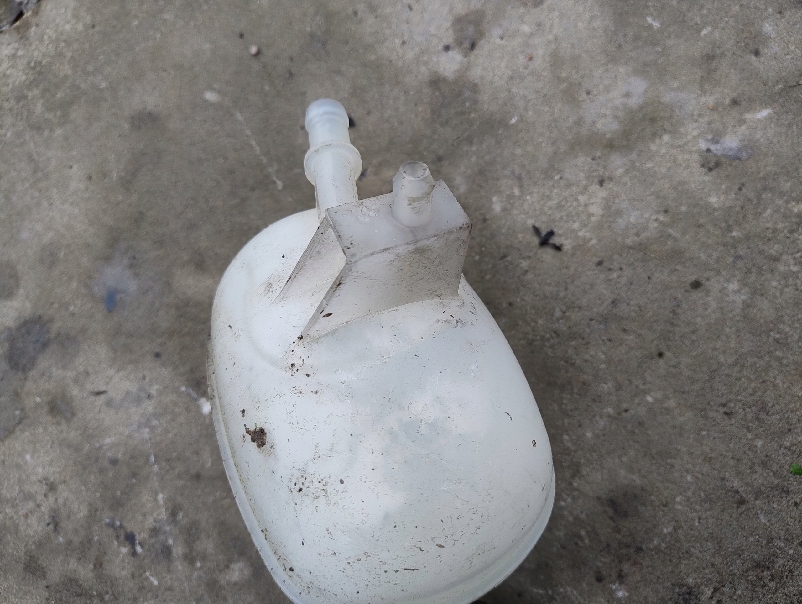 water tank ford KA
