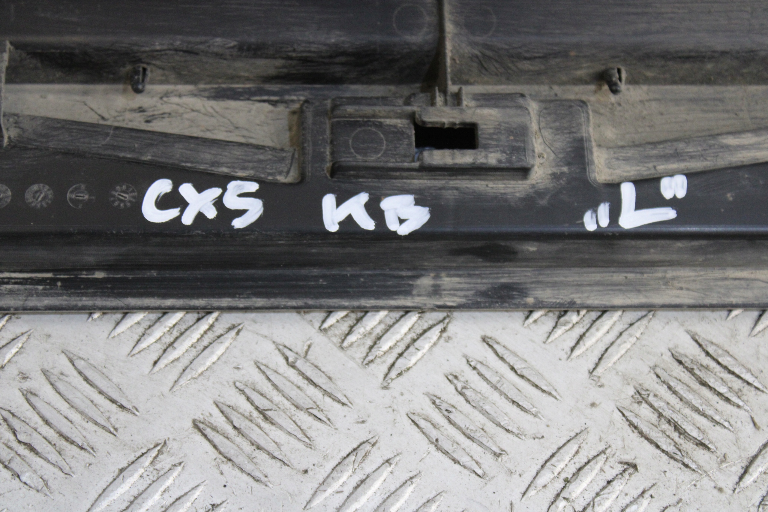 cap threshold threshold left MAZDA CX5 II 2 KB KF KB7W-51PR1