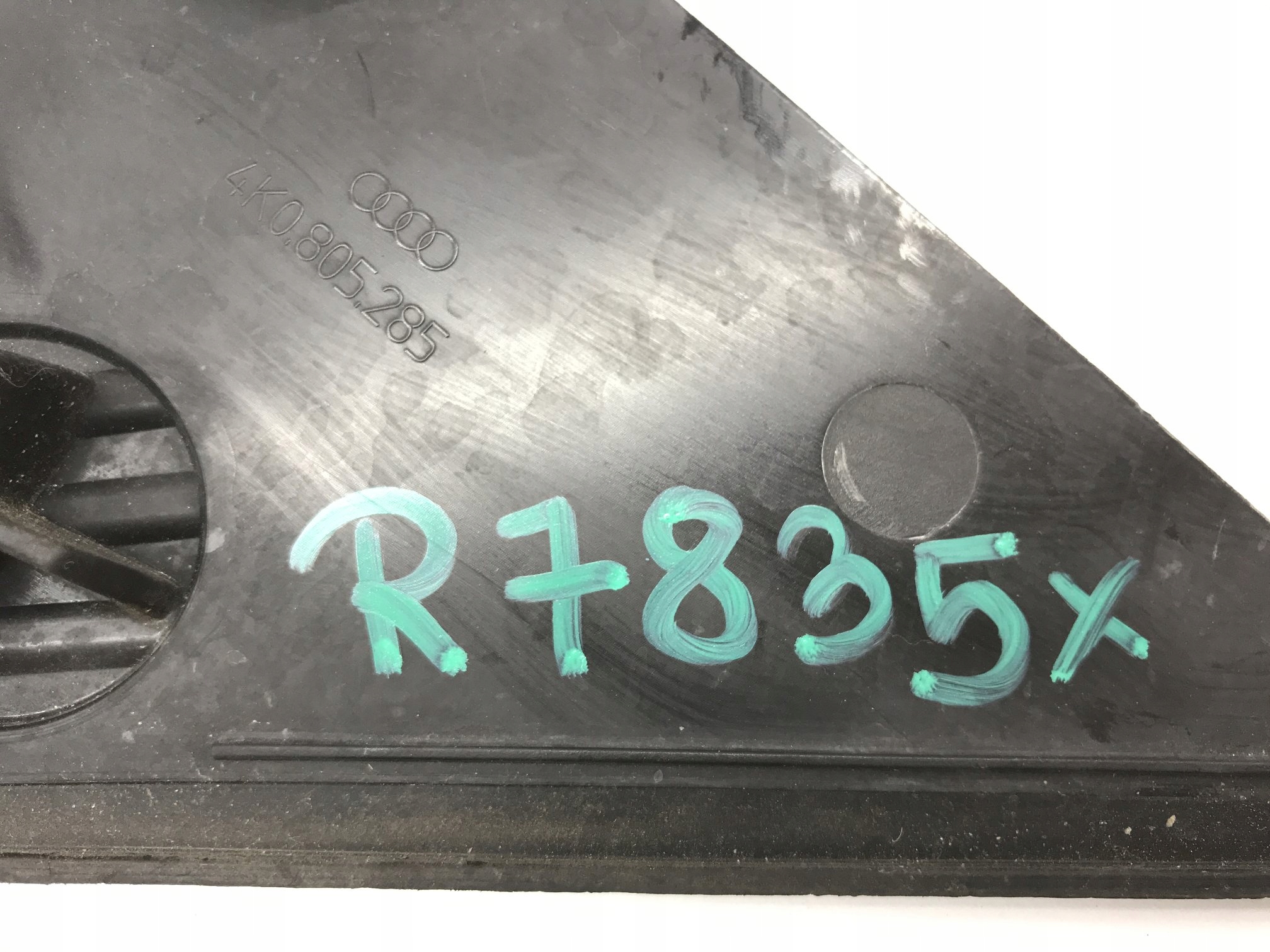 Audi OE 4K0805285 Couverture Aile