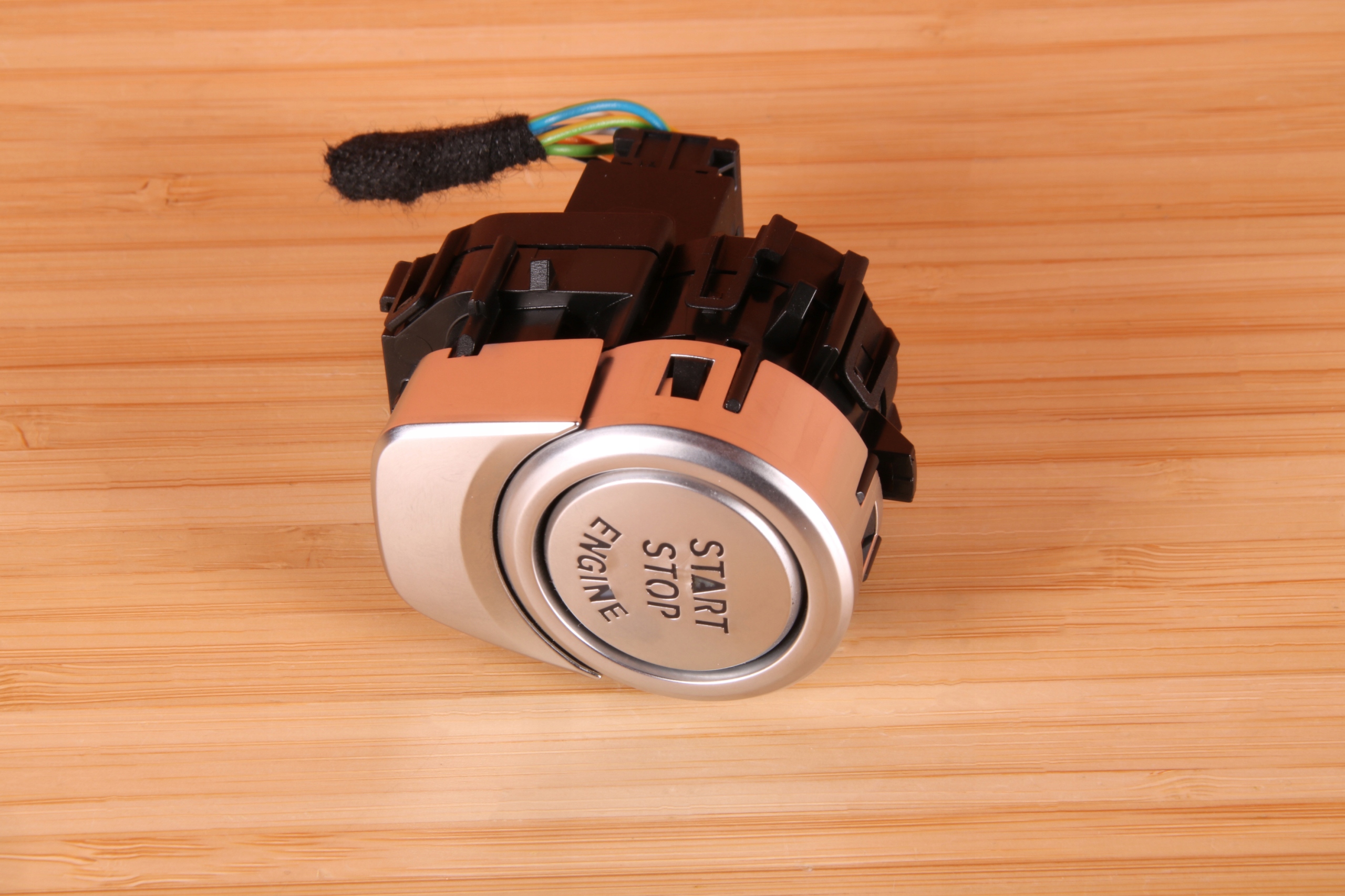 BMW G11 G12 LCI button switch switch START STOP 9890402