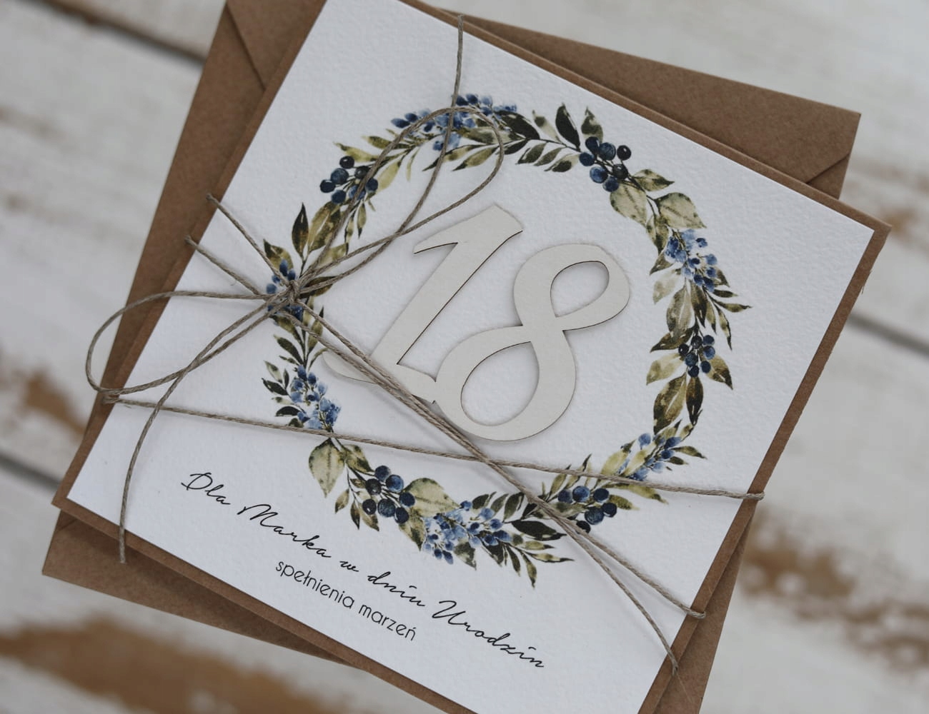 Ručně vyráběné přání k 18. narozeninám s personalizací nápad na dárek