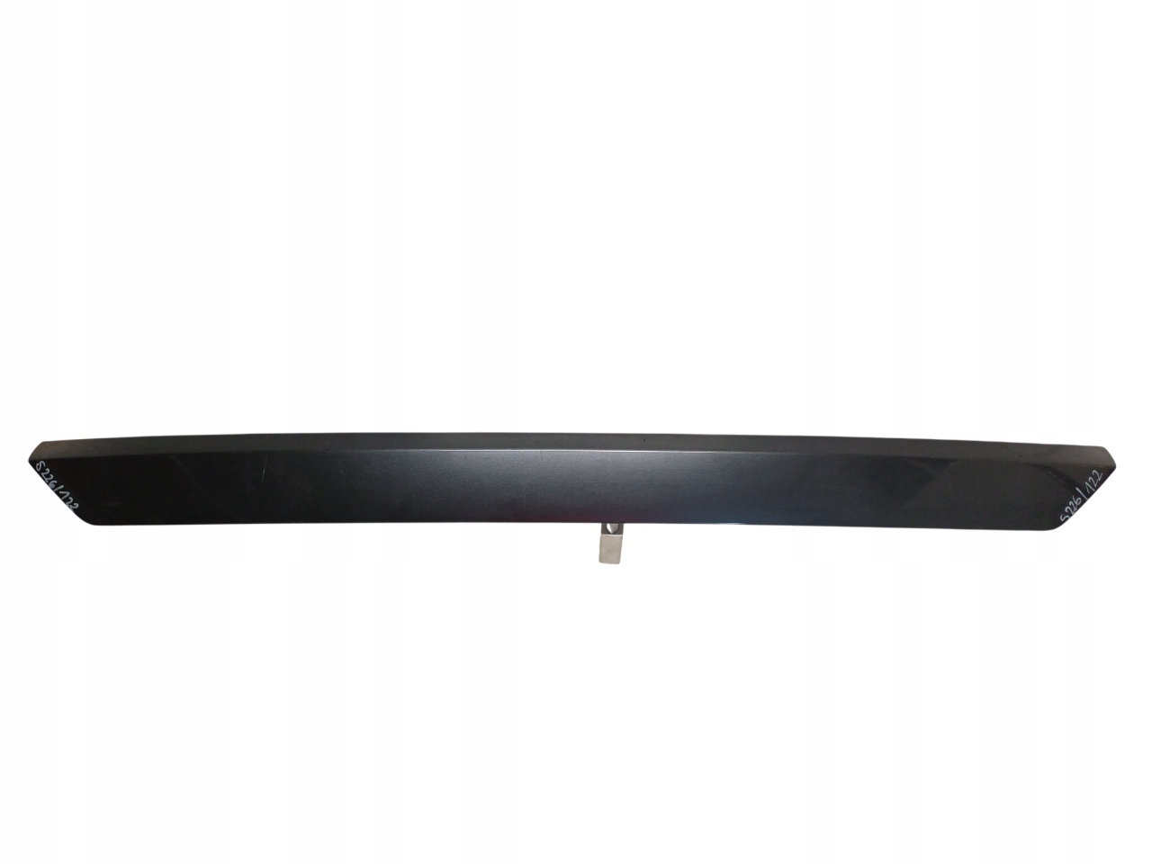 TOYOTA RAV4 IV LIFT 15- BLENDA LISTWA KLPAY BAGAŻNIKA 768242130