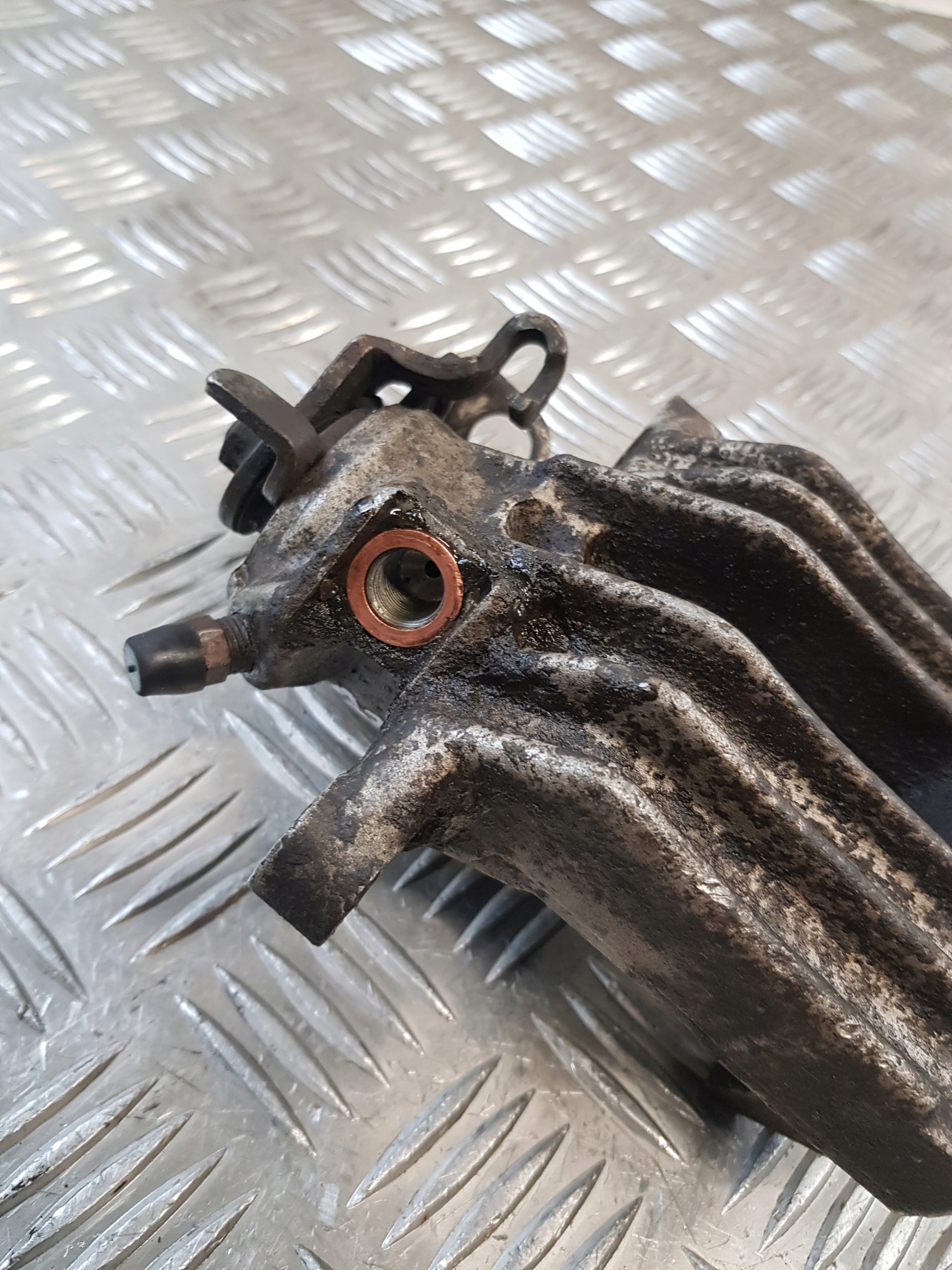 caliper brake left rear part AUDI A3 8L 01R