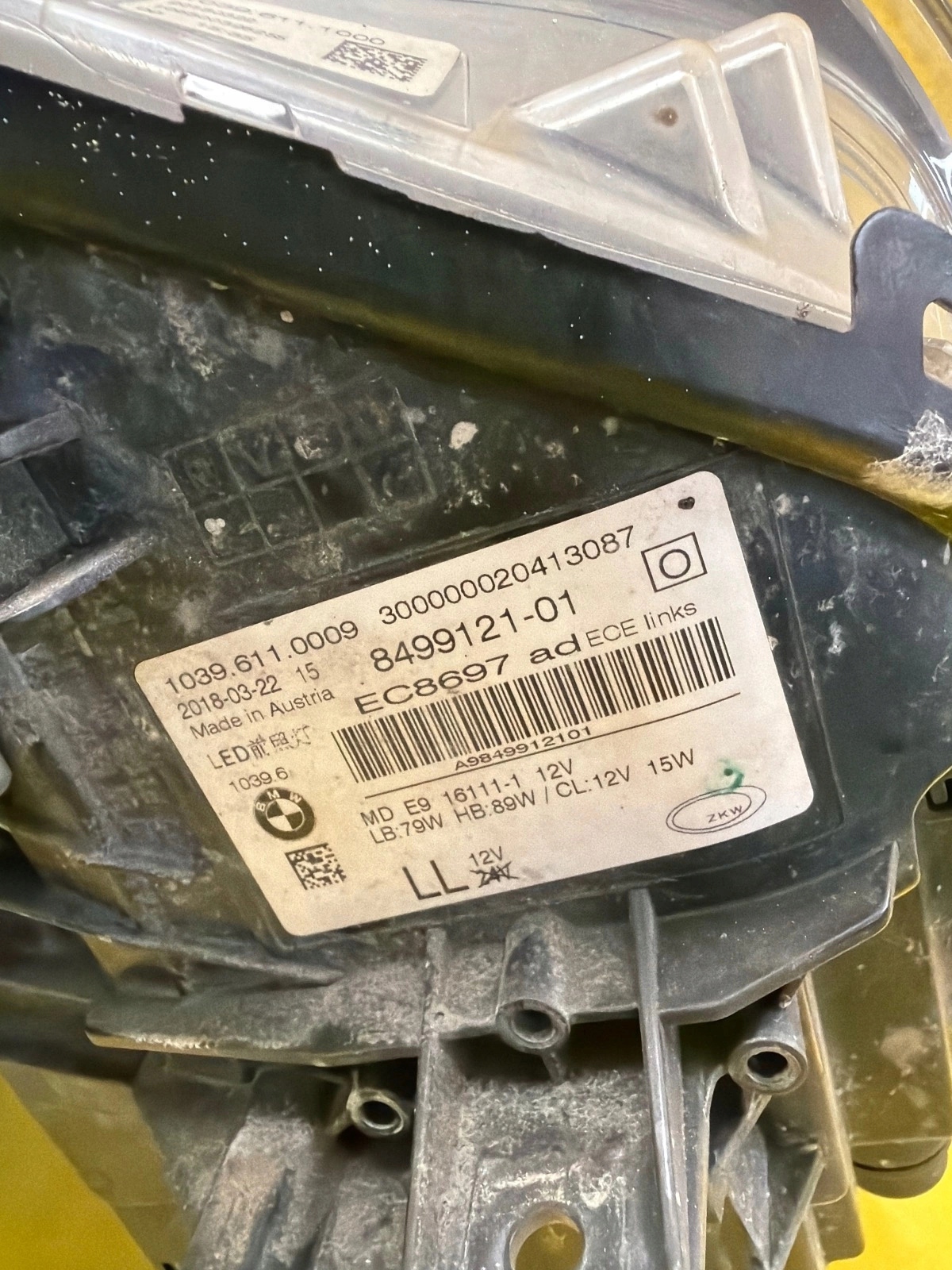 light left BMW 5 G30 G31 Full Led Adaptive 8499121-01