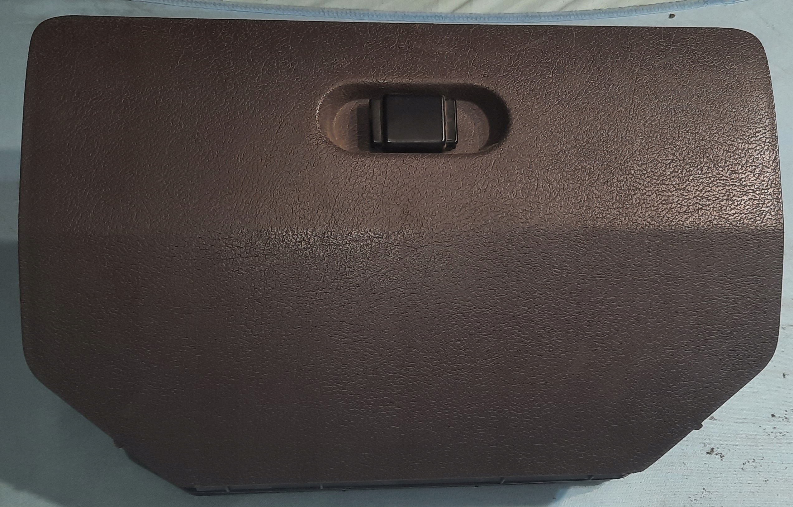 renault MASTER II бардачок пассажира 7700351871