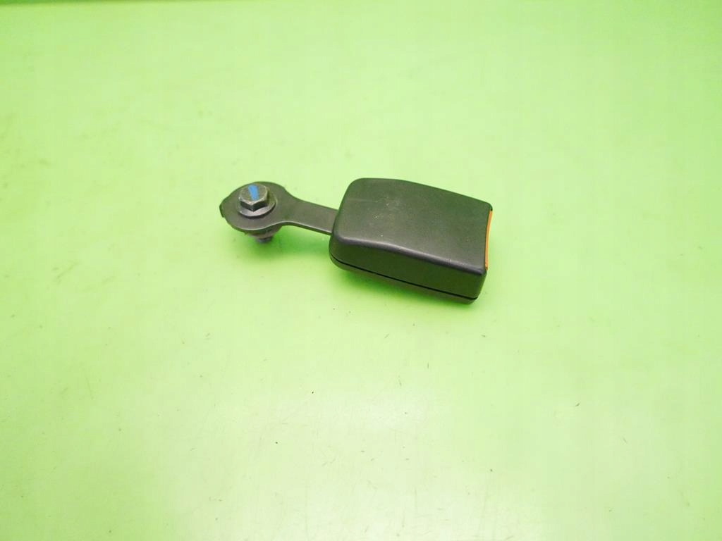 защелка ремня передний левый suzuki SWIFT 00-