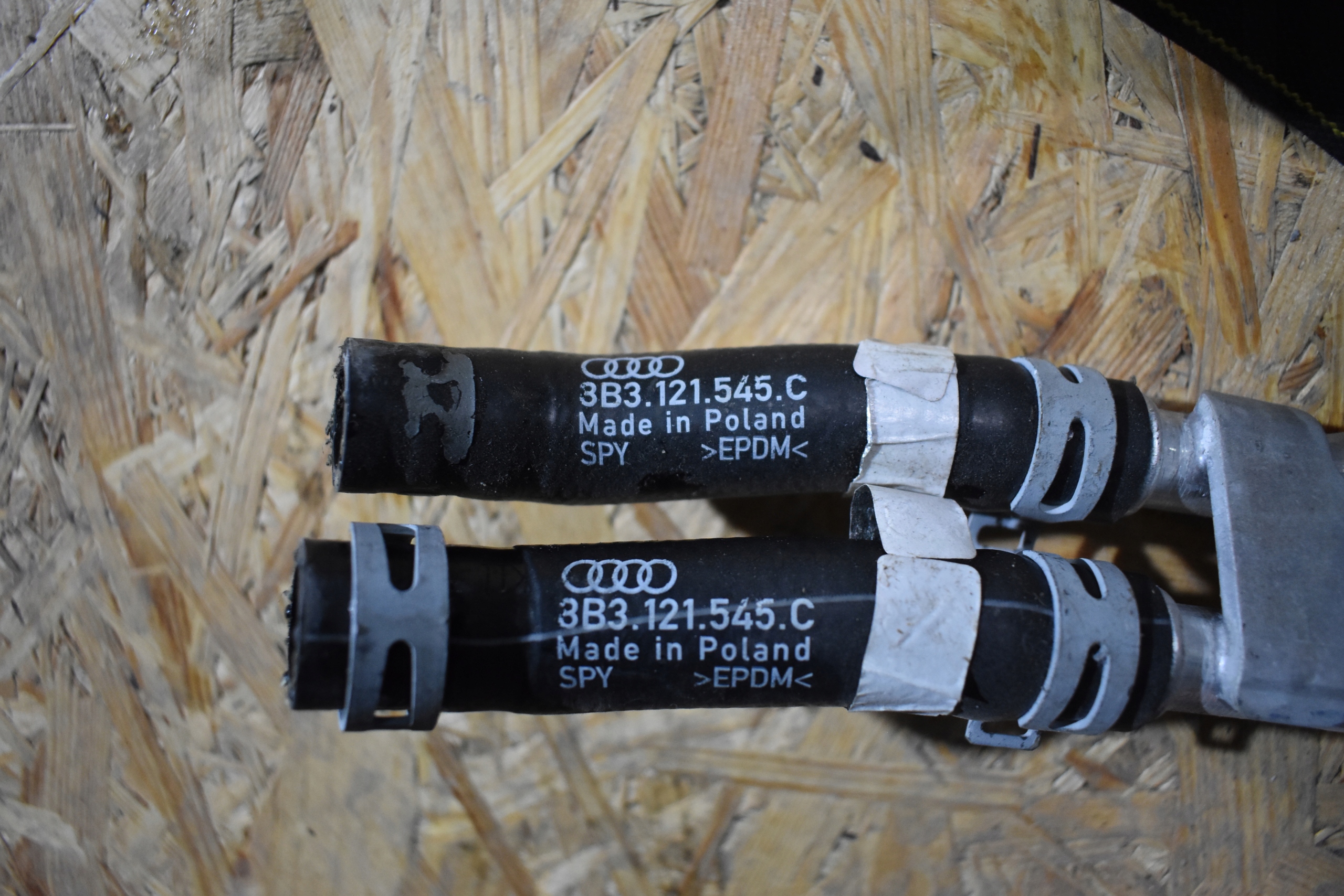 IDEALNE tubi d’acqua collettore acqua AUDI A5 B10 1