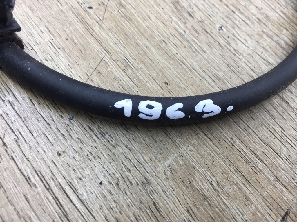 PRZEWOD WEZYK SPRYSKIWACZY WYCIERACZEK TESLA X Part number 7