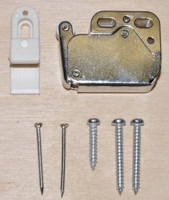 ZATRZASK ZAMEK DO MEBLI DRZWI BEZ UCHWYTÓW SZAFEK Marka inna