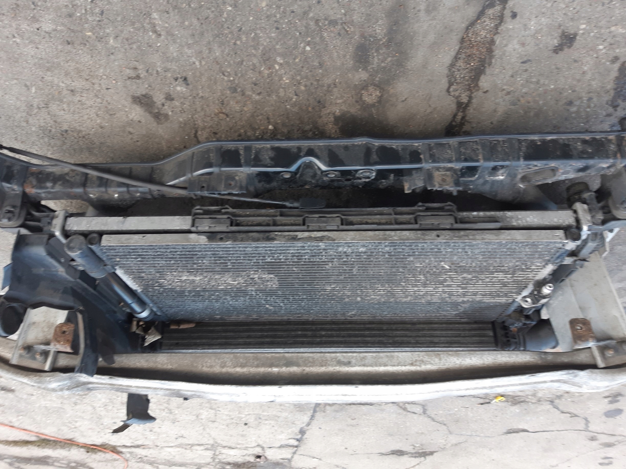 AUDI A5 8T A4 B8 support panel for radiators pillar iron radiator sider MANUAL