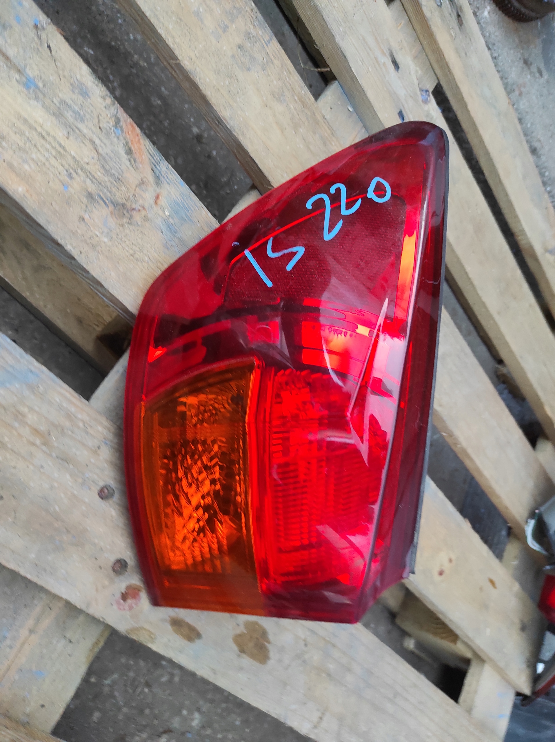 LEXUS IS IS220 IS250 ISF light rear left