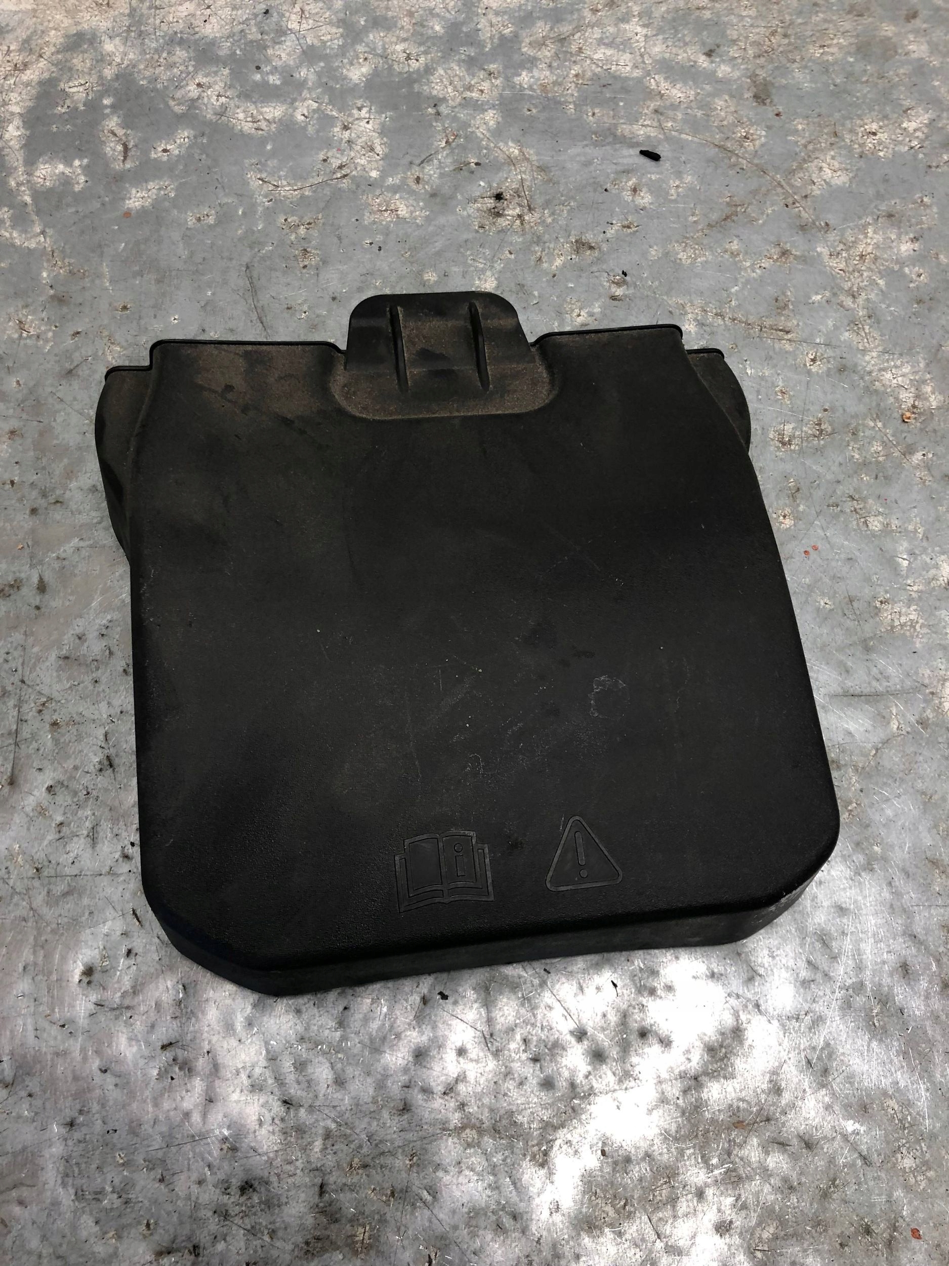 Coperchio Coperchio AKUMULATORAFORD KUGA MK2 DV61-10A659-AA