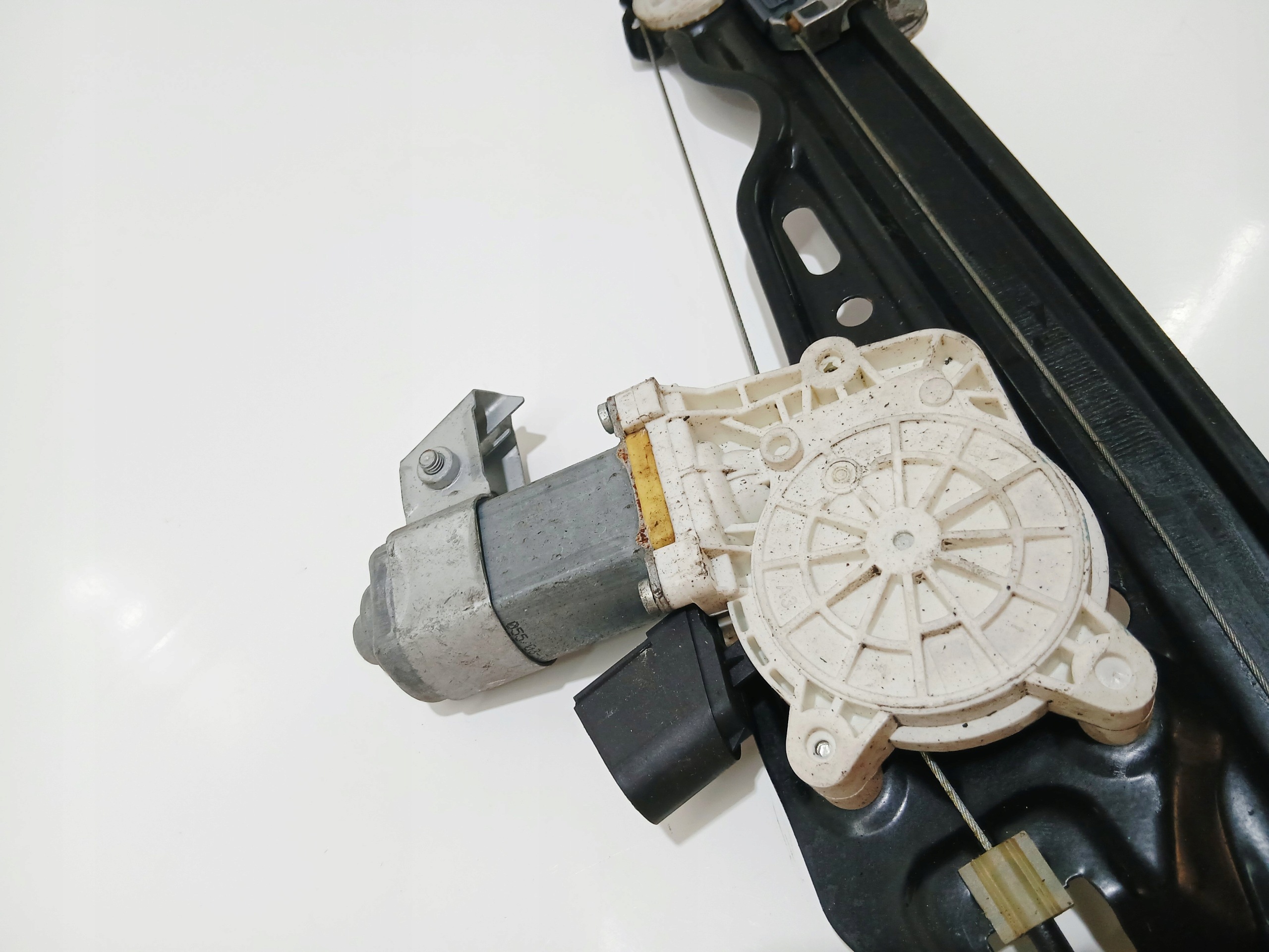 window regulator right rear part BMW E60 E61 7184744 OE