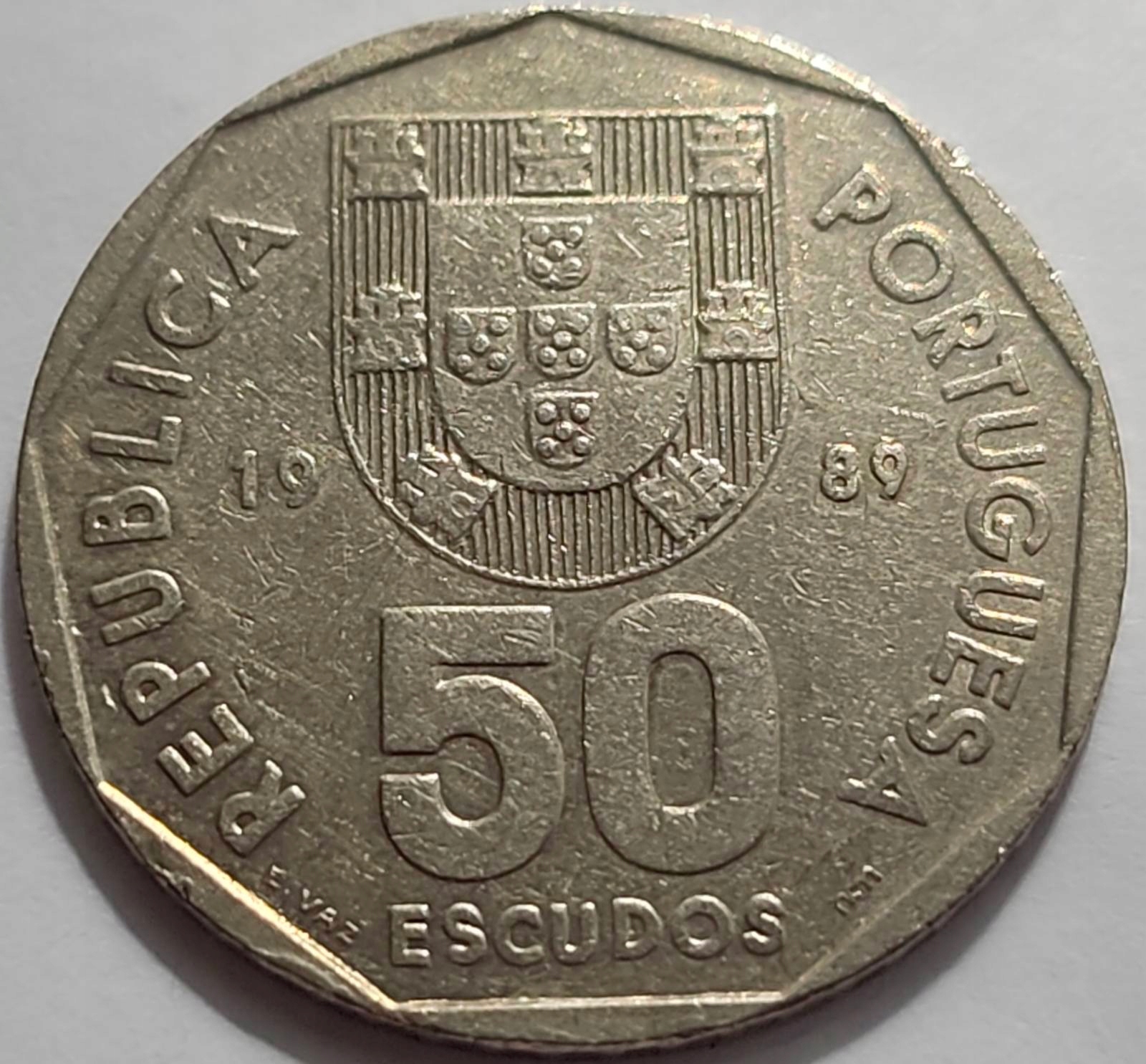 1526 - Portugalia 50 eskudo, 1989
