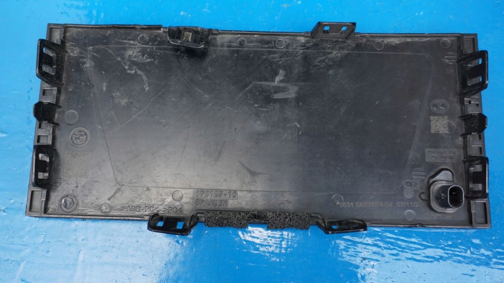 BMW and 5 G60 - spoiler RADARU 5A076E4