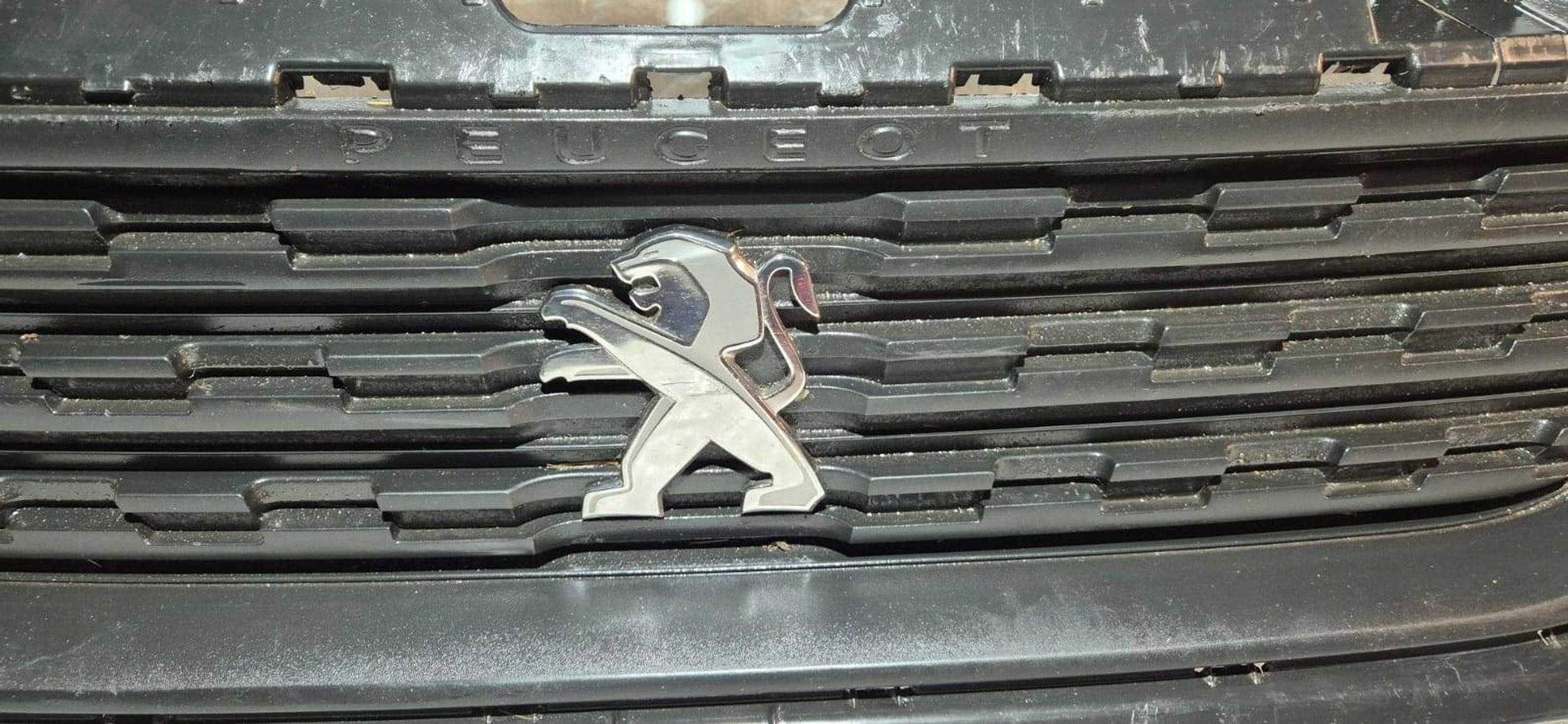Peugeot Partner 7* Kühlergrill FRONTGRILL Kühlergitter - Thumbnail 8