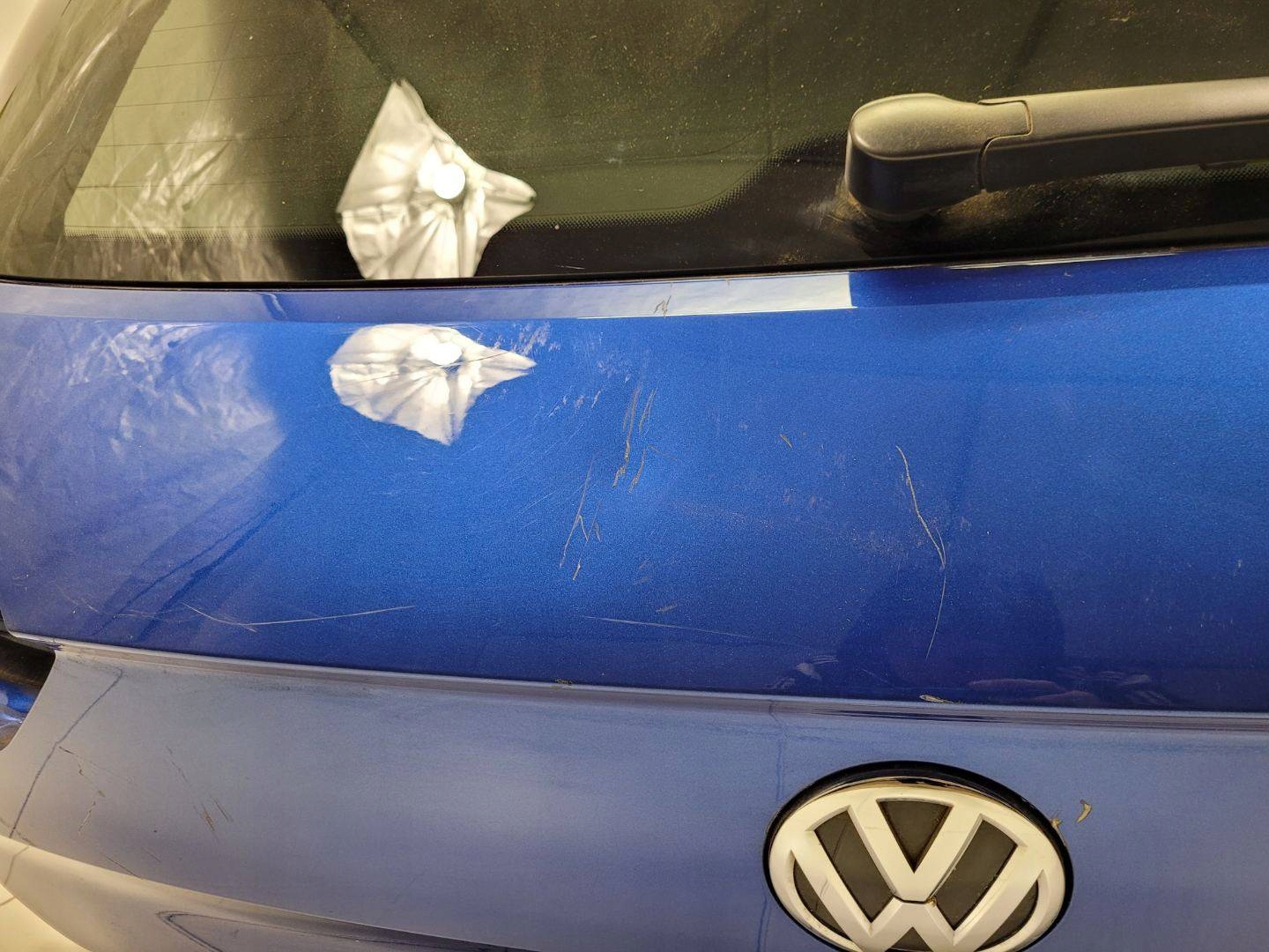 rear trunk door boot Volkswagen T-Roc 2019