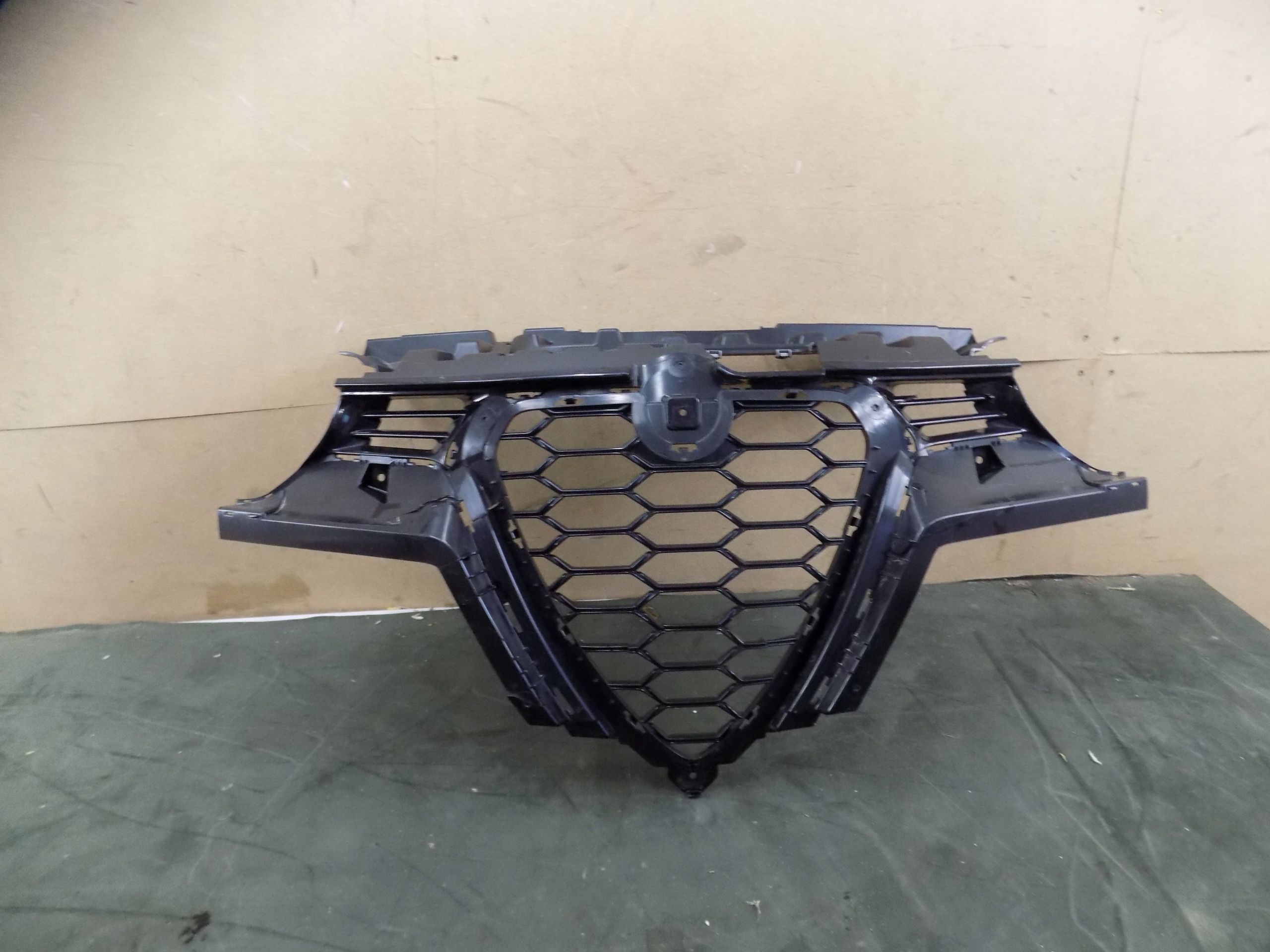 Alfa Romeo Tonale Typ 965 Kühlergrill FRONTGRILL Kühlergitter 156174796 - Thumbnail 1