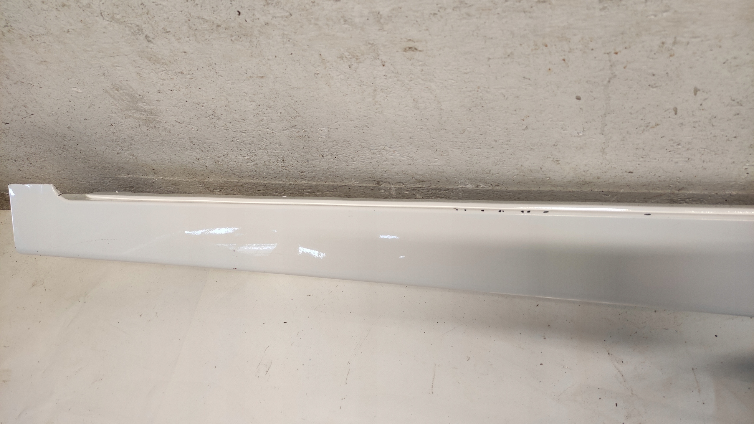 HYUNDAI IONIQ moulding threshold left T8S 17-22