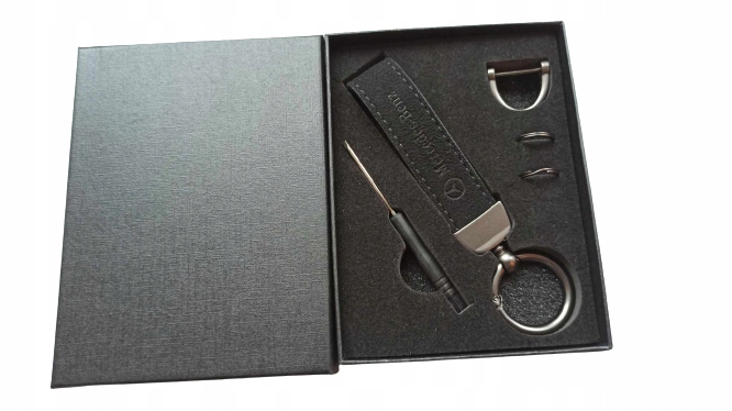 Mercedes Brelok Breloczek Skóra Nowy Model Pudełko