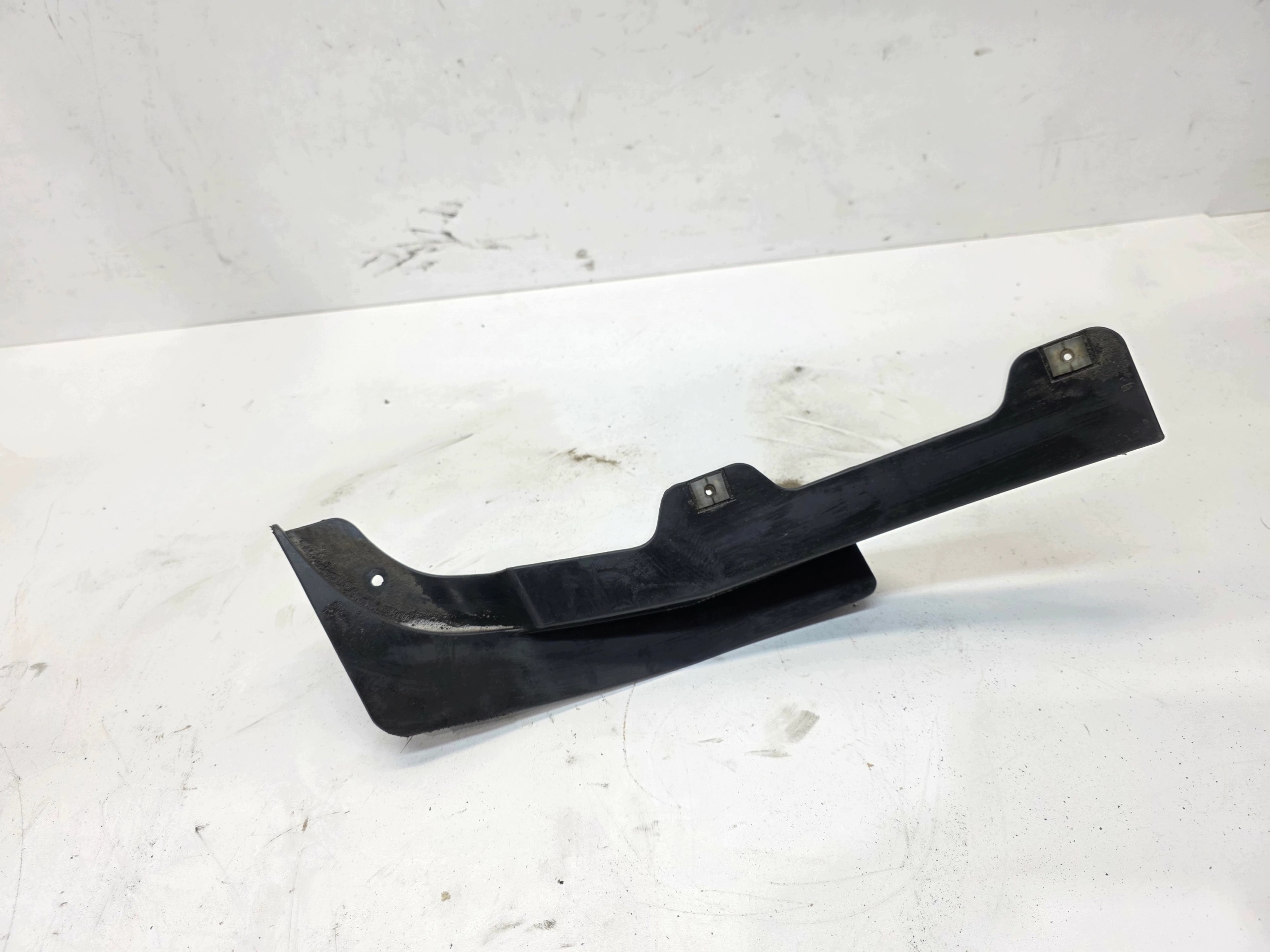 mudguard flap SPOJLERA left AUDI Q5 8R 8R0853887A