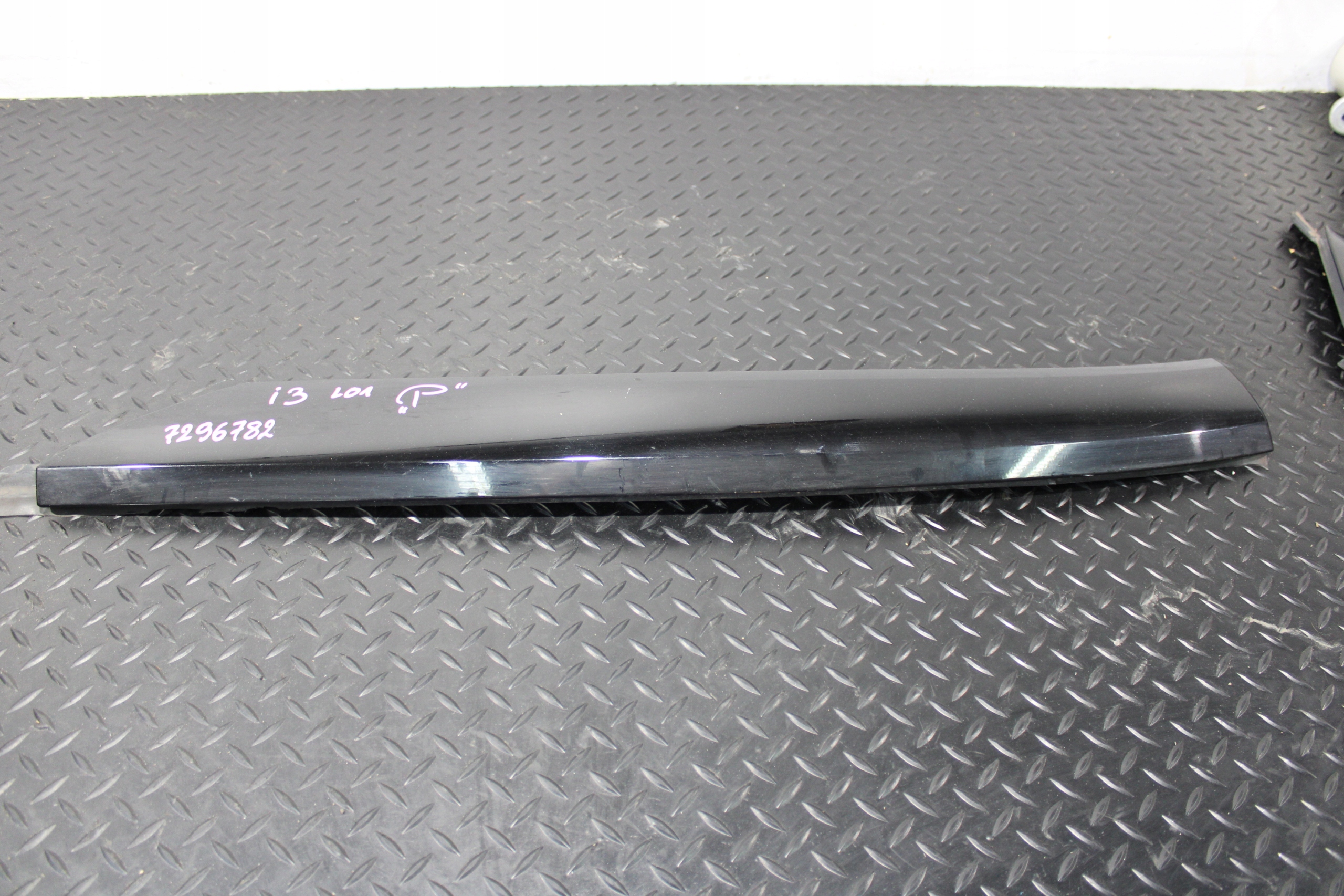 cover covering SLUPKA right front BMW I3 L01 7296782