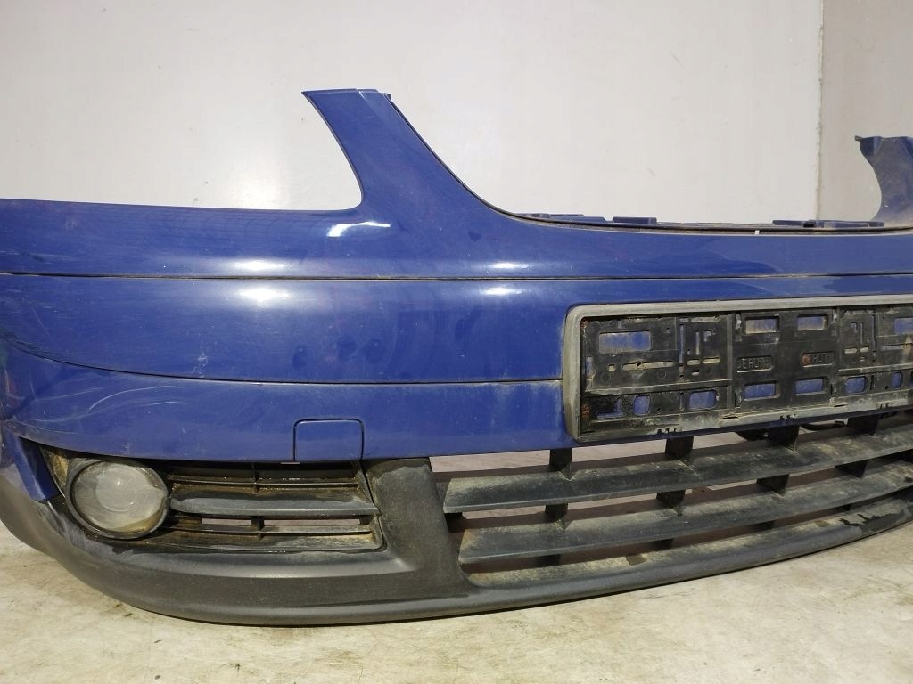 VW Touran a nárazník předek přední