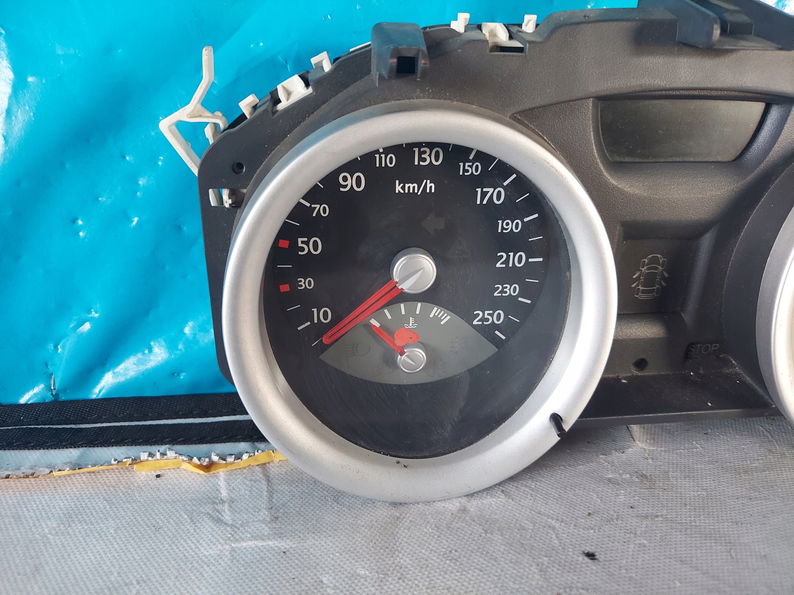 dials clock MEGANE II 1.6 16V 8200462281