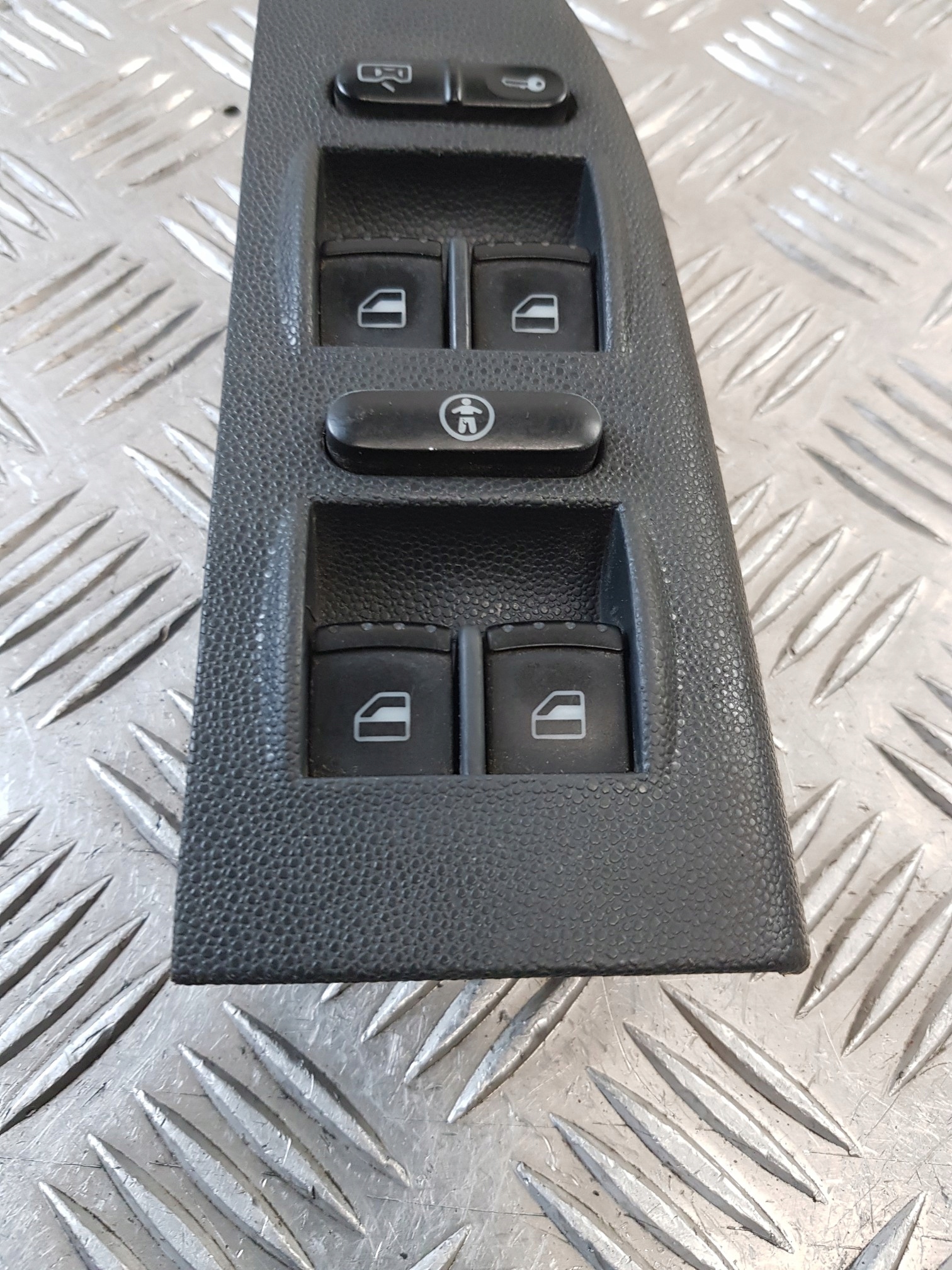 switch window control switch 1J4959857A SKODA FABIA and 02R