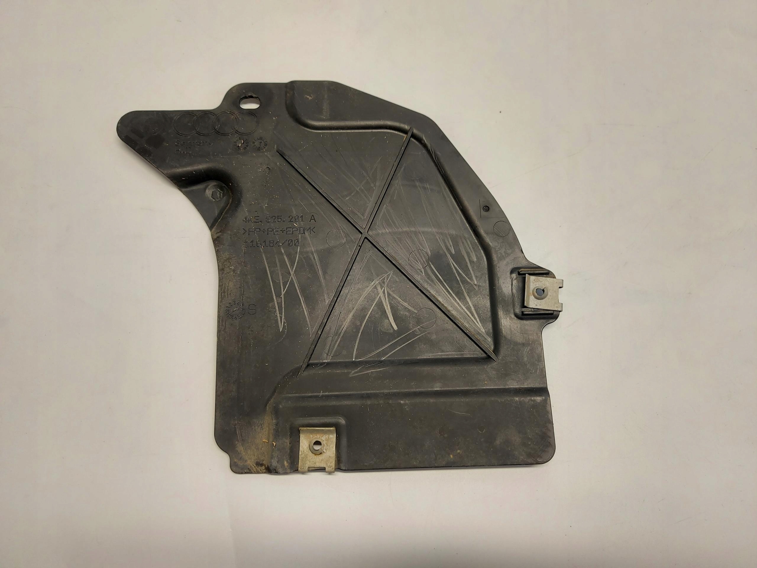 Audi Q8 E-TRON SUV 4KE cover cover chassis left lower oryg 4ke825201a