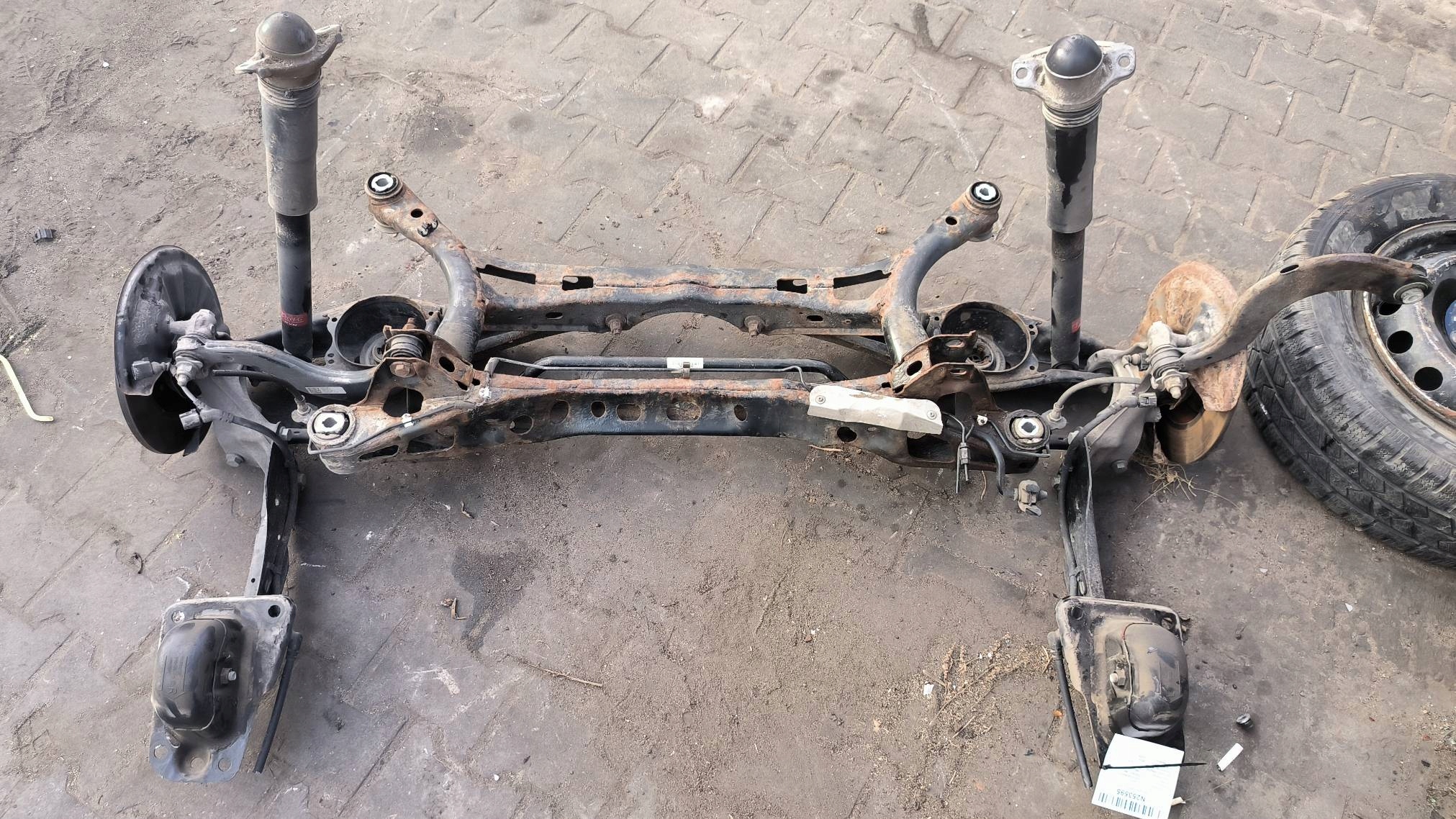 träger / Achsträger heck VOLKSWAGEN PASSAT B8 Sedan