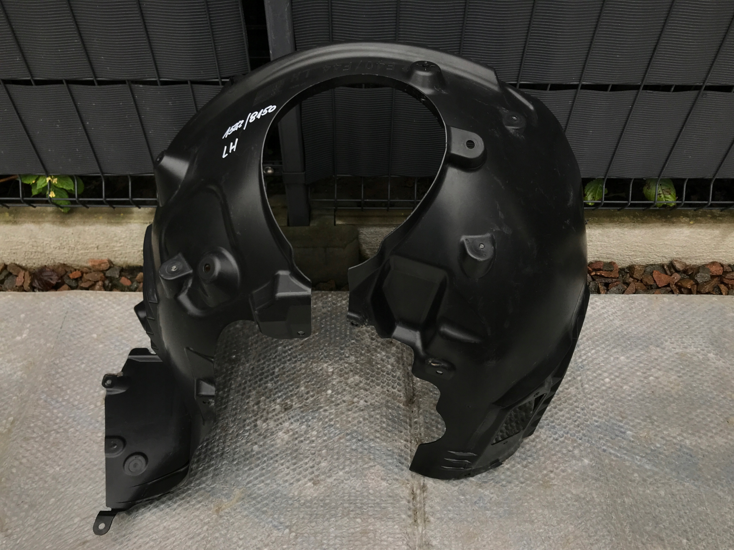 BMW 1 F40 LEWE NADKOLE PRZÓD PRZEDNIE 2019-