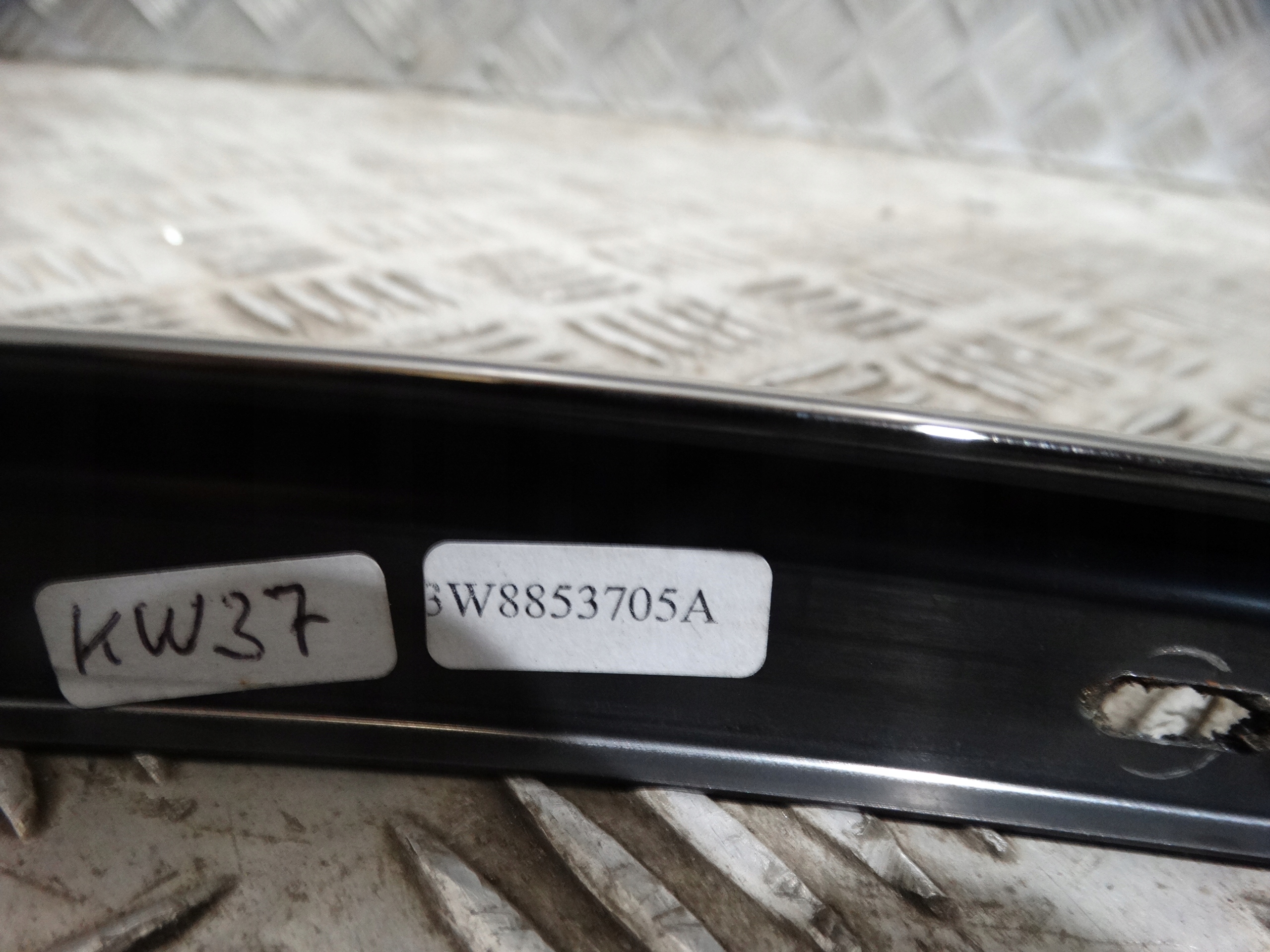 IDEALNA moulding roof left BENTLEY GT LIFT 1