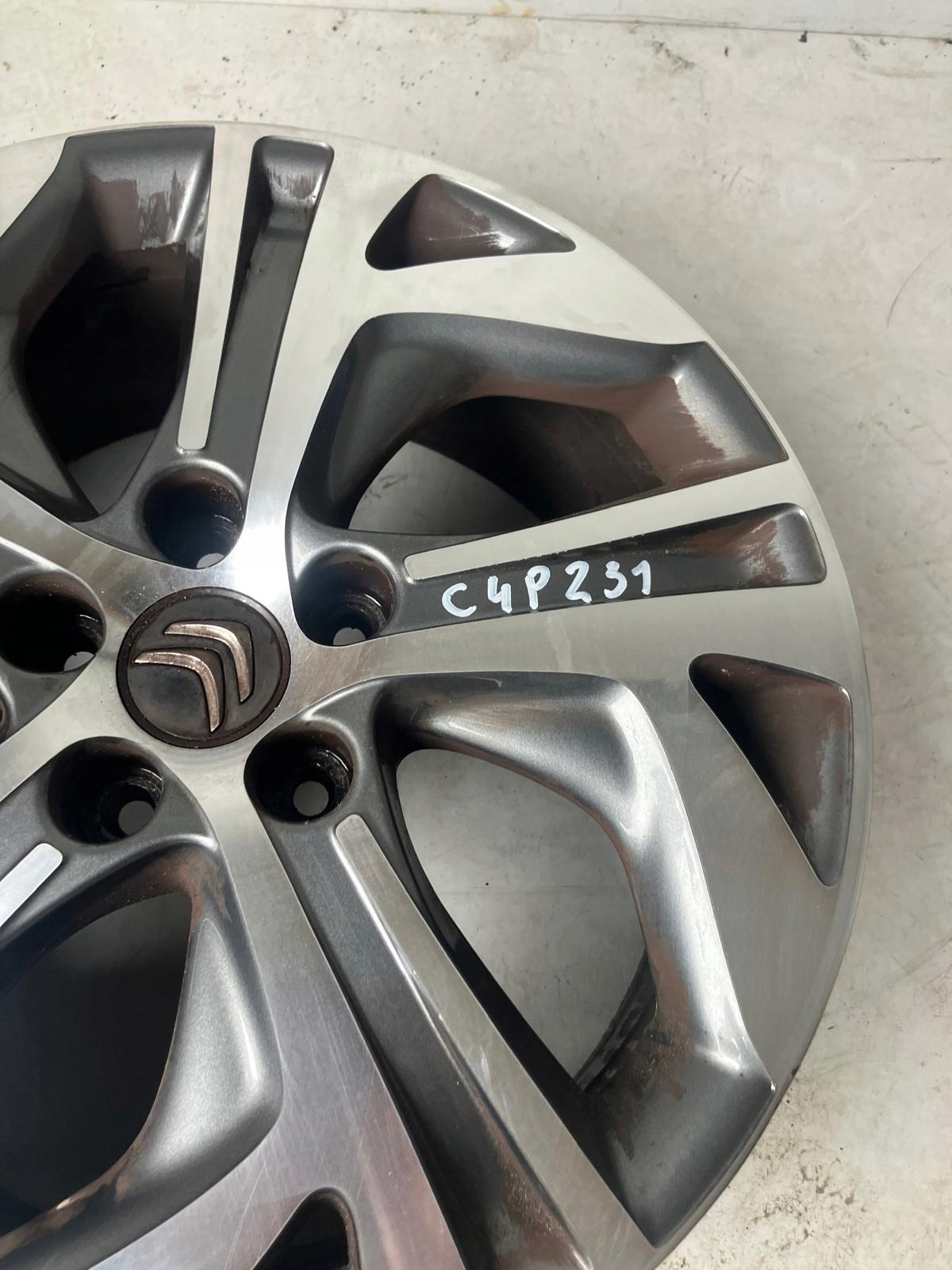 disk 17 CALI #231 CITROEN C4 PICASSO II 9677090177