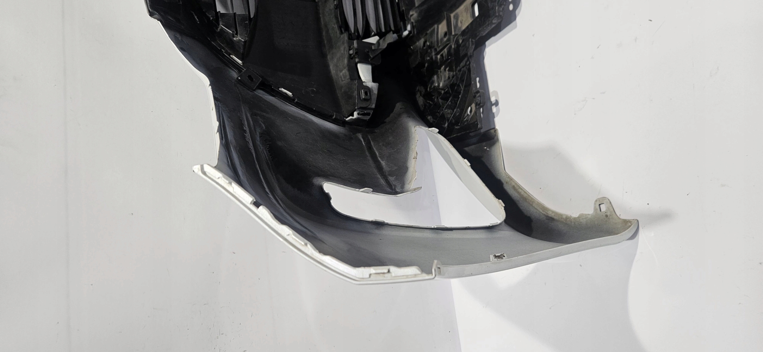 front bumper TOYOTA YARIS IV 20- original 52119-K0060