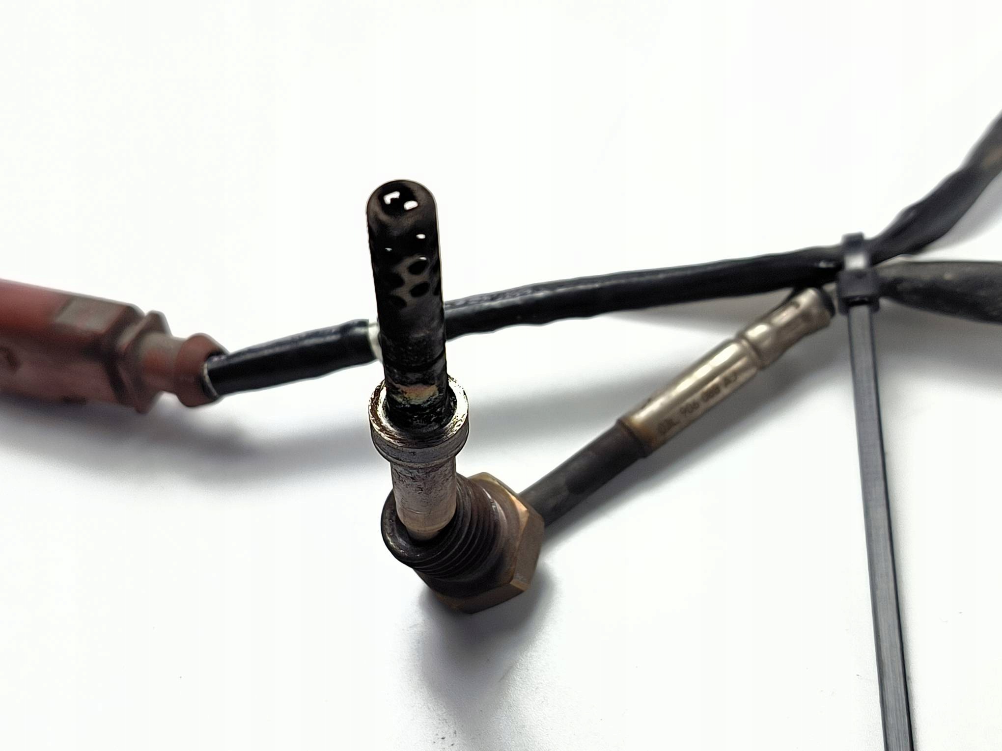 Sensor TEMPERATURY Gase 03L906088AJ SKODA OCTAVIA II LIFT