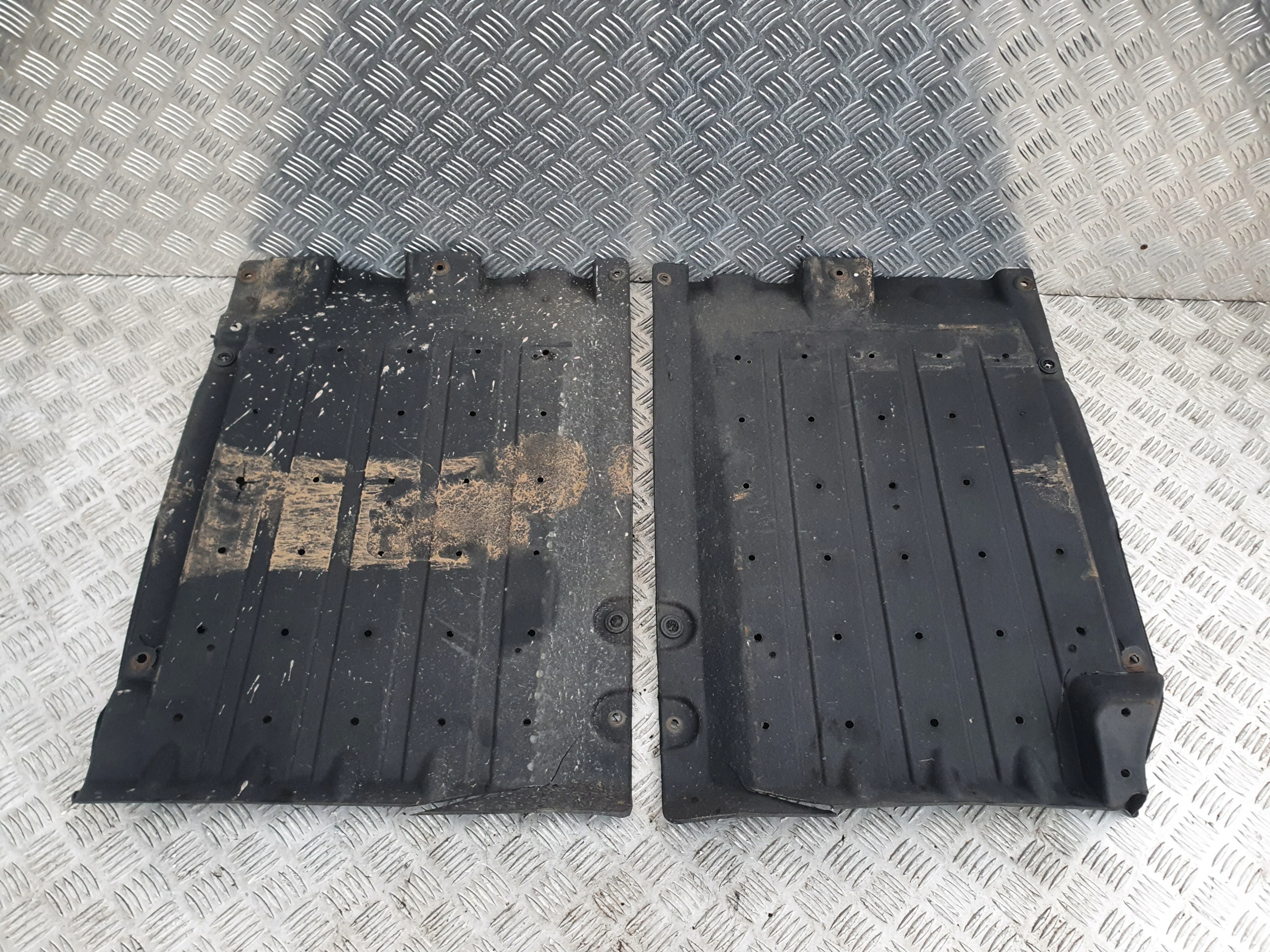 ЗАХИСТ З НИЗУ ЛІВА KIA SPORTAGE IV КВ 15-