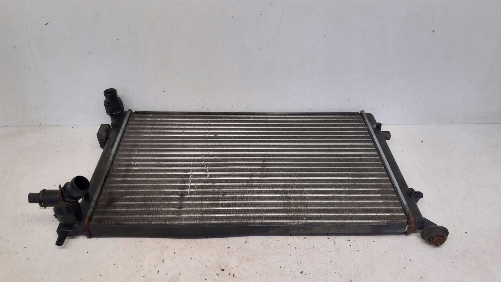 water cooler Audi A3 8P 1,6 MPI