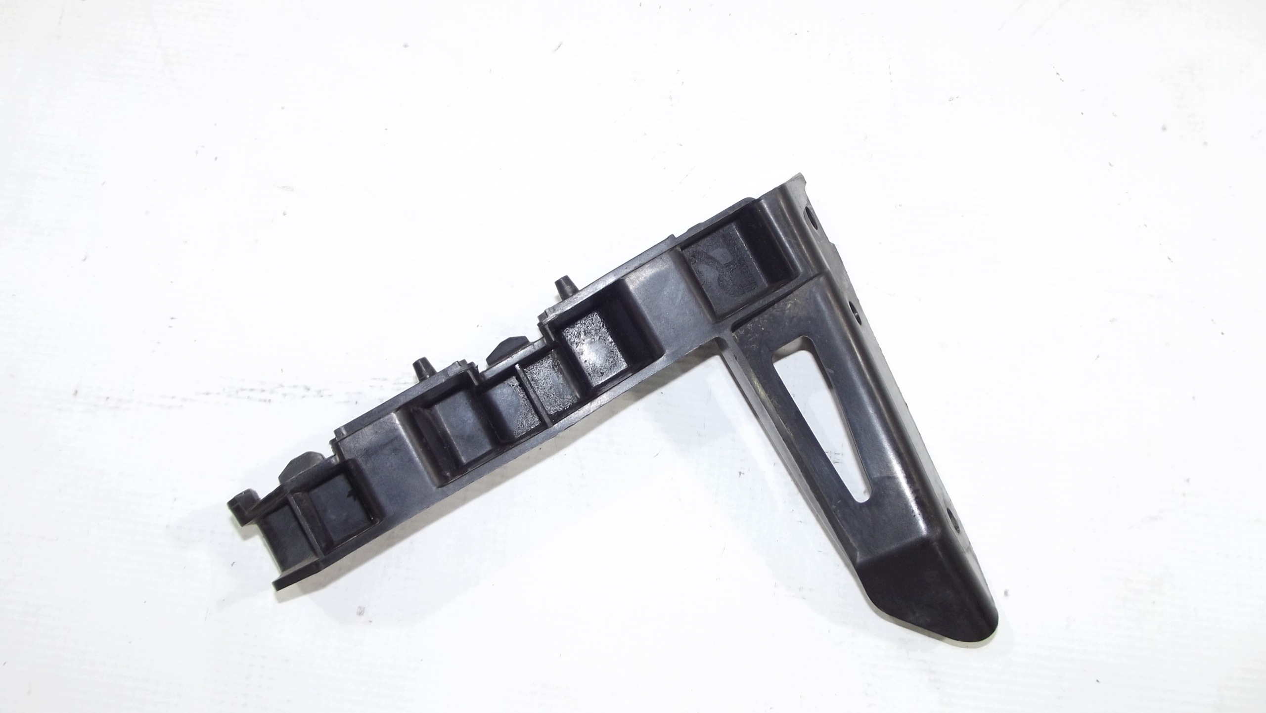 Audi TT 8J0 bumper bracket right front 8J0807184B