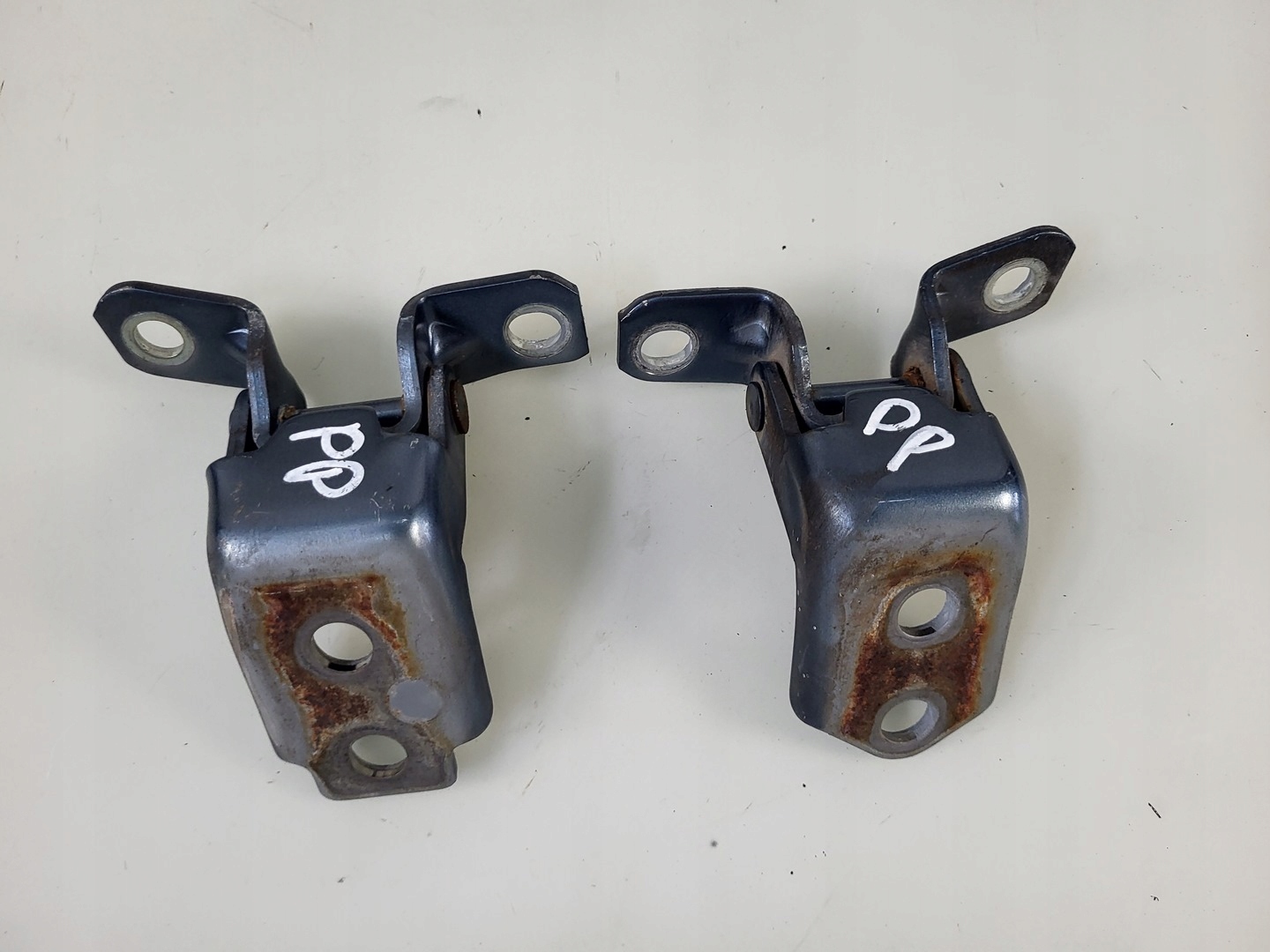 hinges door right front right front 42B MAZDA CX-5 and KE