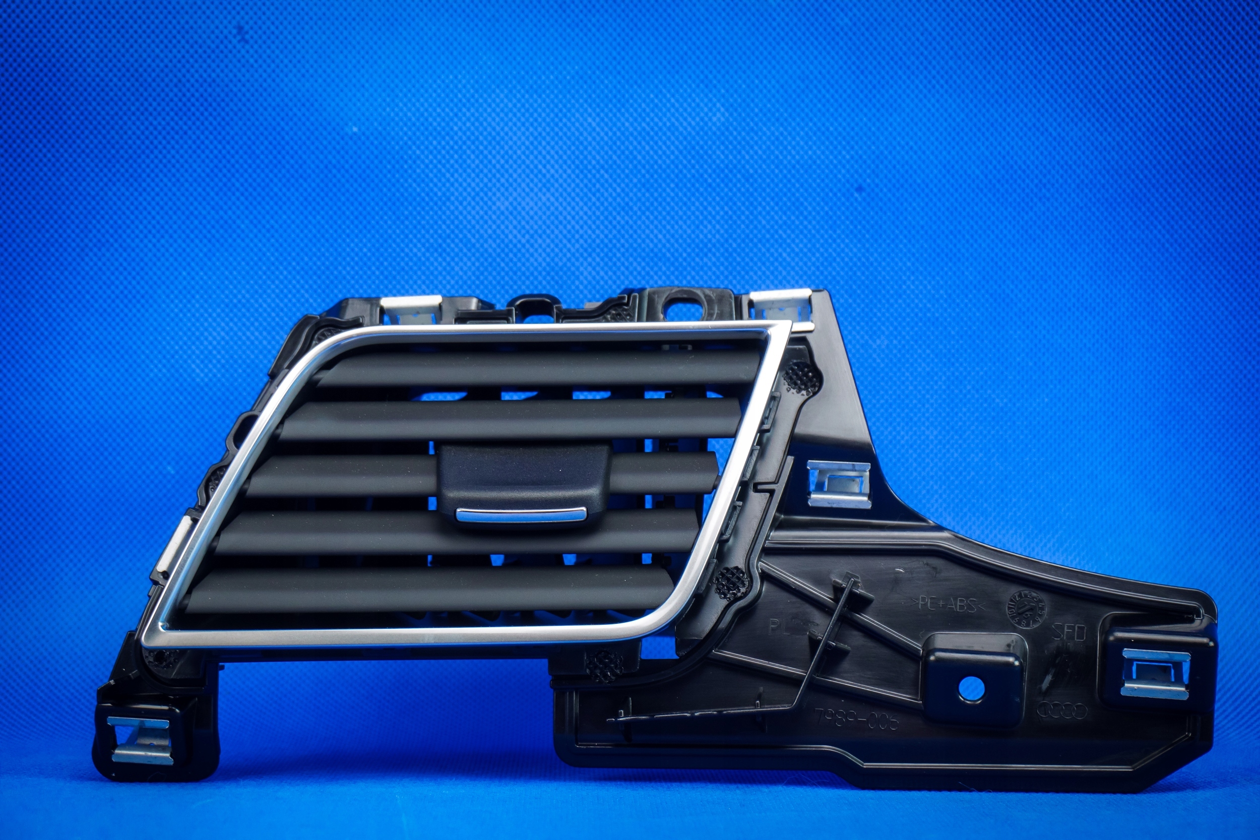 grid air conditioning devices air Audi A8 S8 4H 4H1820901C