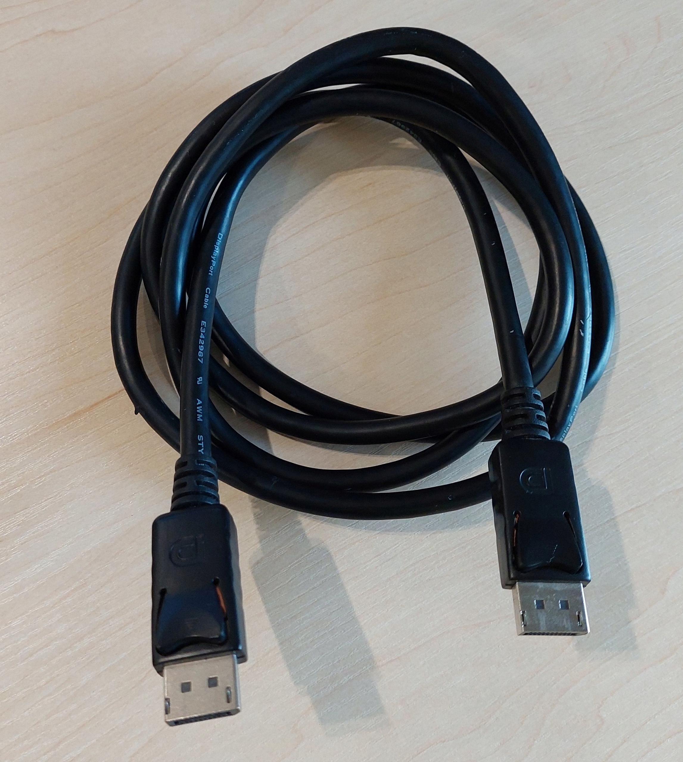 Kabel Przewód DisplayPort-DisplayPort 1,8m 4K Złącza DisplayPort - DisplayPort