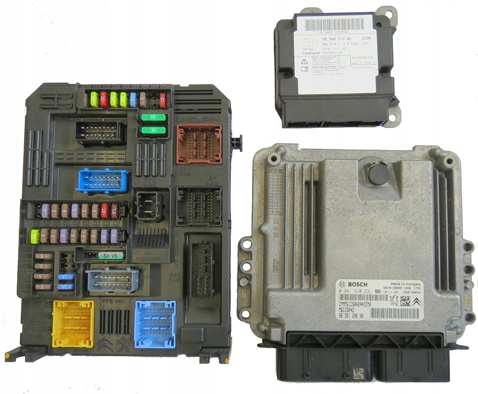 KOMPUTER PEUGEOT 508 1.6 THP 9839120680 0261S1023