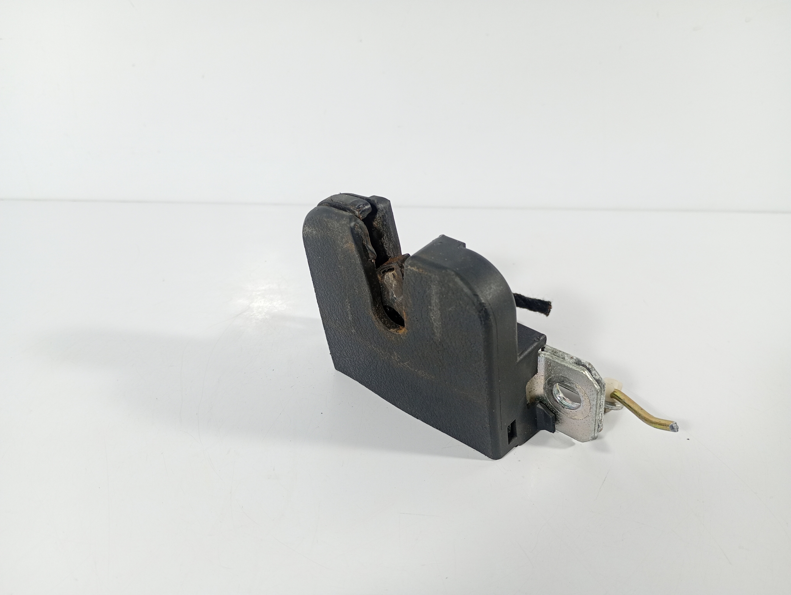 Seat Ibiza 3 III 02-08 lock bonnet boot OE 6L6827505A